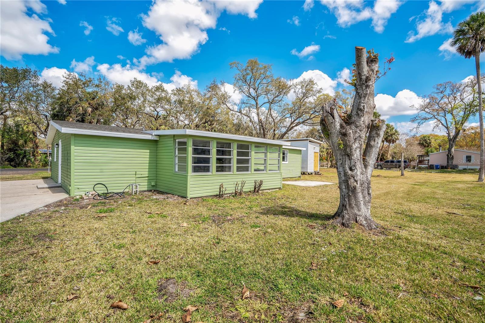 Homes for sale in Gibsonton, FL | 6211 Florence St, Gibsonton, FL 33534 | MLS# S5145415