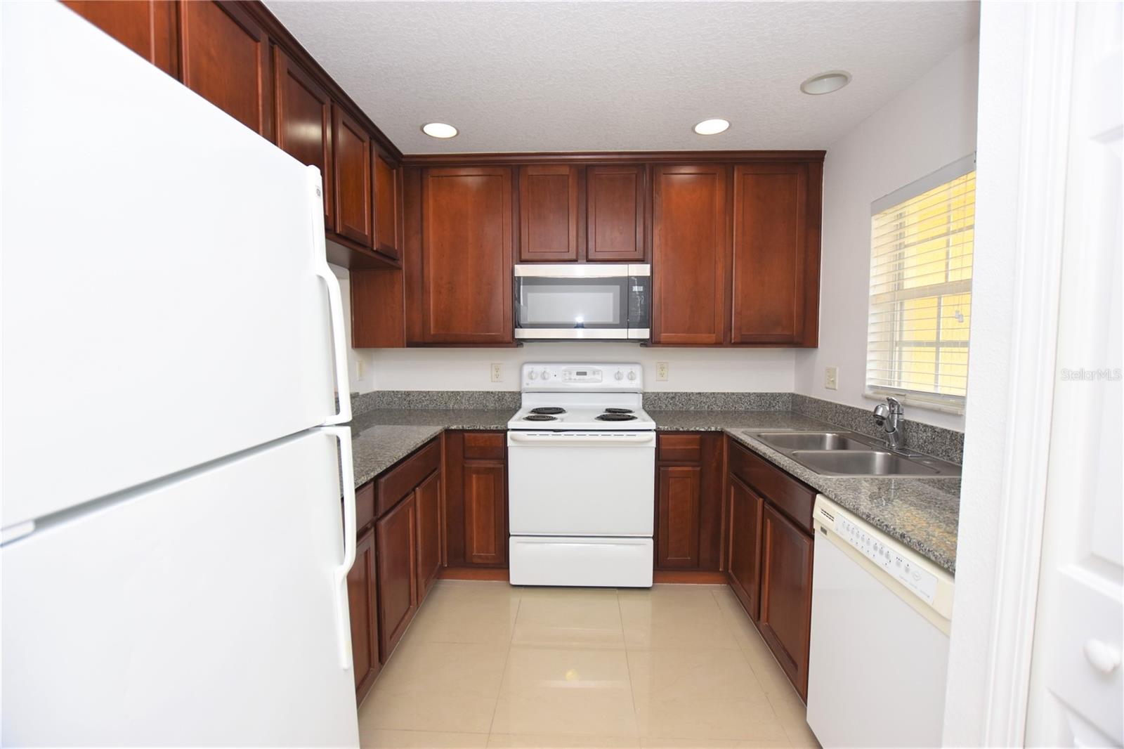 Homes for sale in Lakeland, FL | 5410 River Rock Rd, Lakeland, FL 33809 | MLS# L4960089