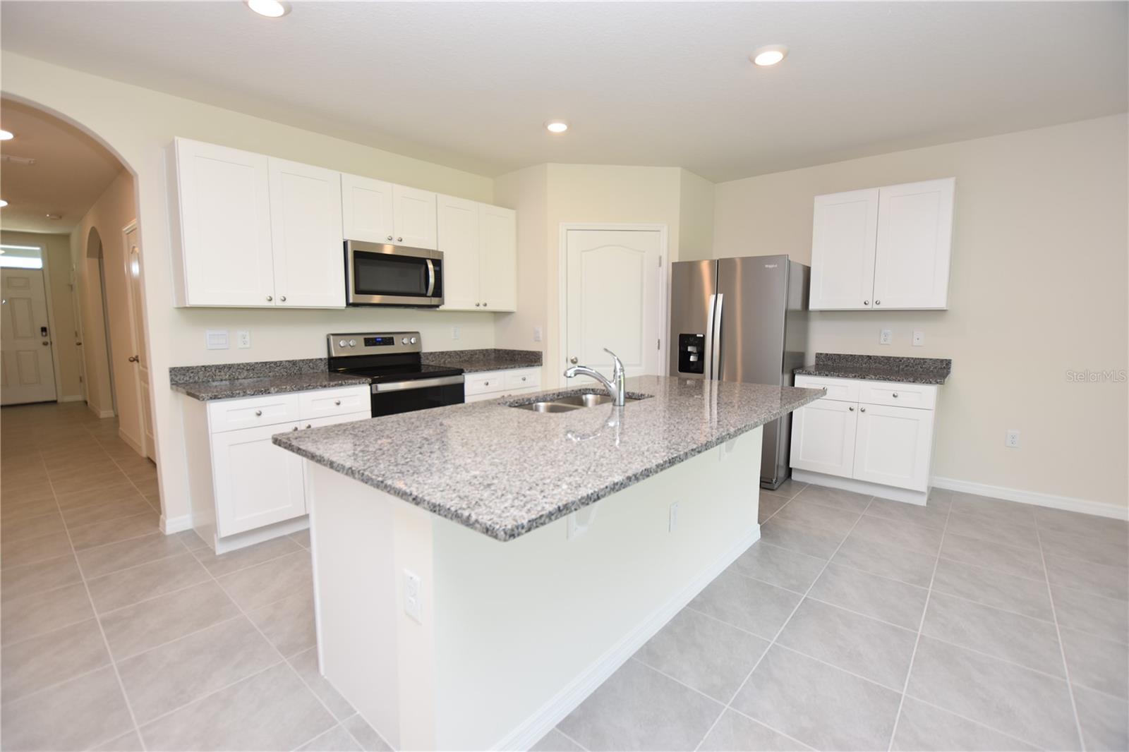 Homes for sale in Lakeland, FL | 5552 Siltstone St, Lakeland, FL 33811 | MLS# L4960090