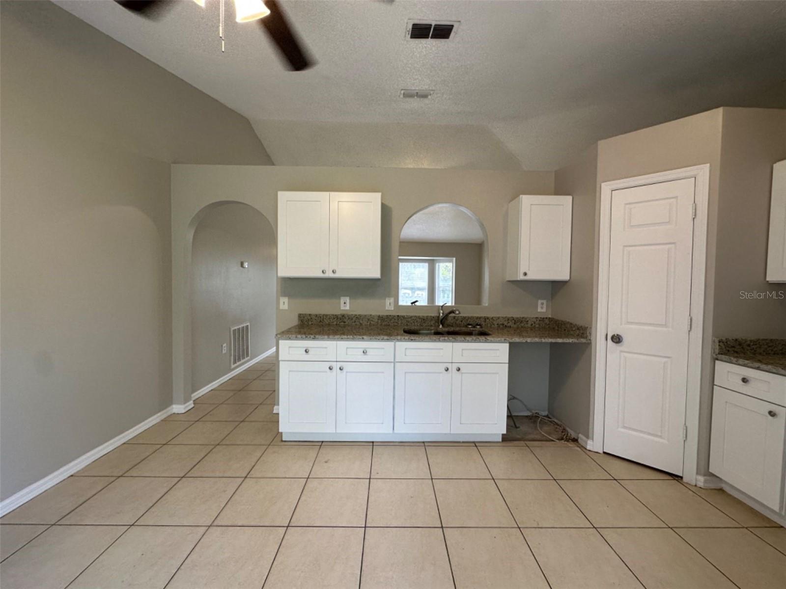 Homes for sale in Kissimmee, FL | 1123 Doncaster Ct, Kissimmee, FL 34758 | MLS# S5145434