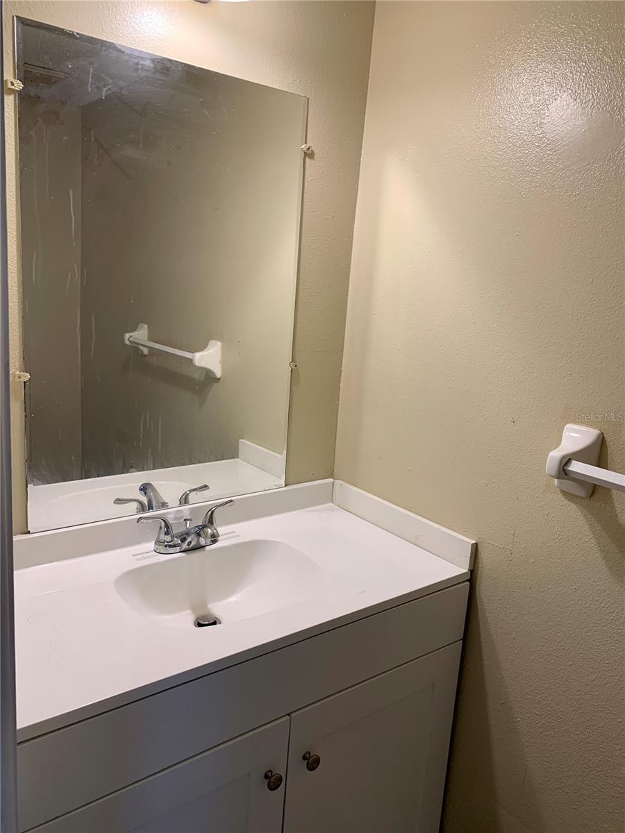 Homes for sale in Lakeland, FL | 1416 Ridge Lake Ct, Lakeland, FL 33801 | MLS# O6389232