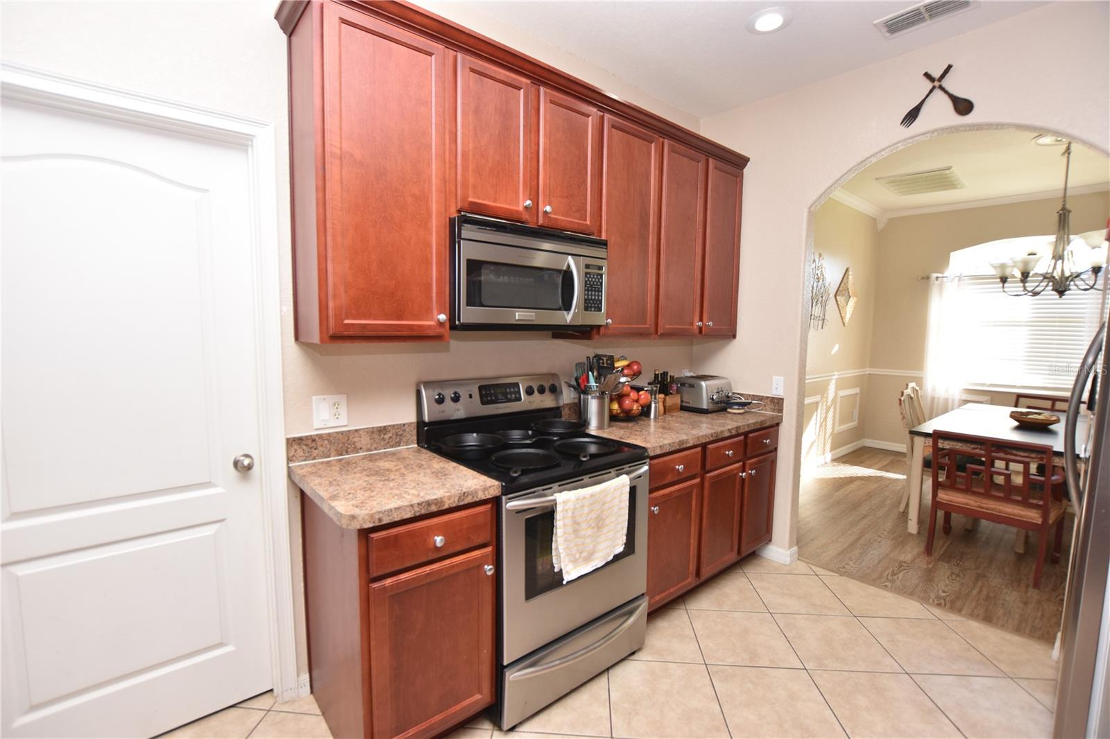 Homes for sale in Lakeland, FL | 7061 Heatherbrook Dr, Lakeland, FL 33809 | MLS# L4960102