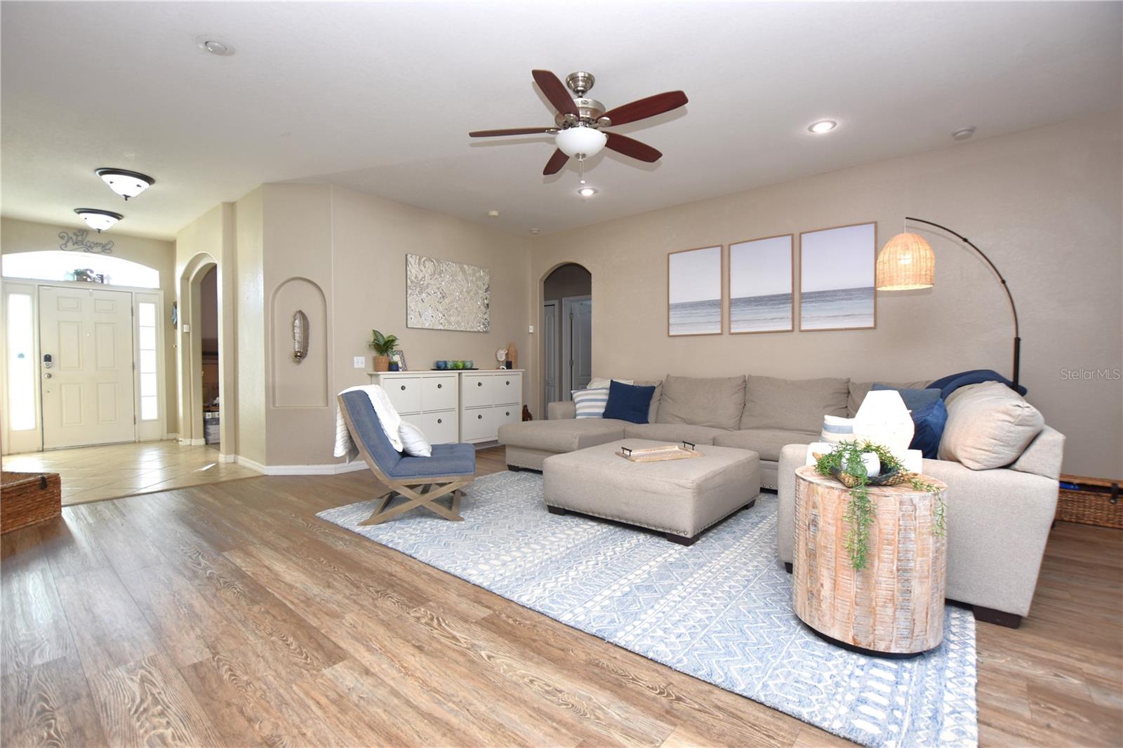 Homes for sale in Lakeland, FL | 7061 Heatherbrook Dr, Lakeland, FL 33809 | MLS# L4960102