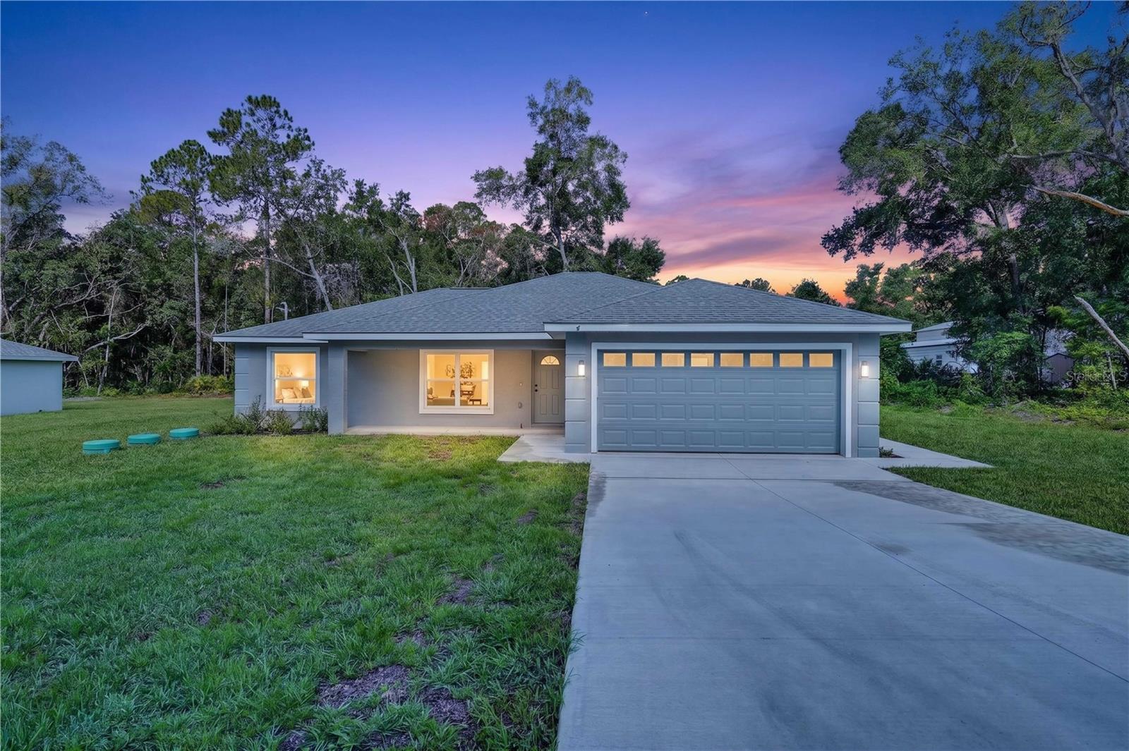 1st image of 6 Bay Pass Ter, Ocklawaha, FL 32179 | MLS# OM720485