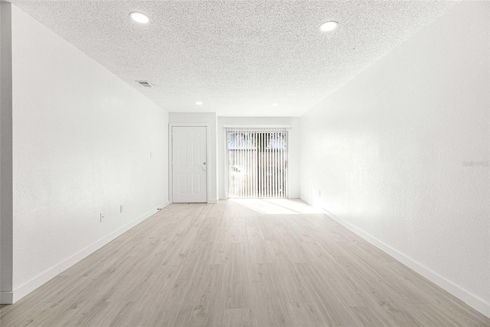 Homes for sale in Ocala, FL | 5320 Se 28th Ln, Ocala, FL 34480 | MLS# OM720551