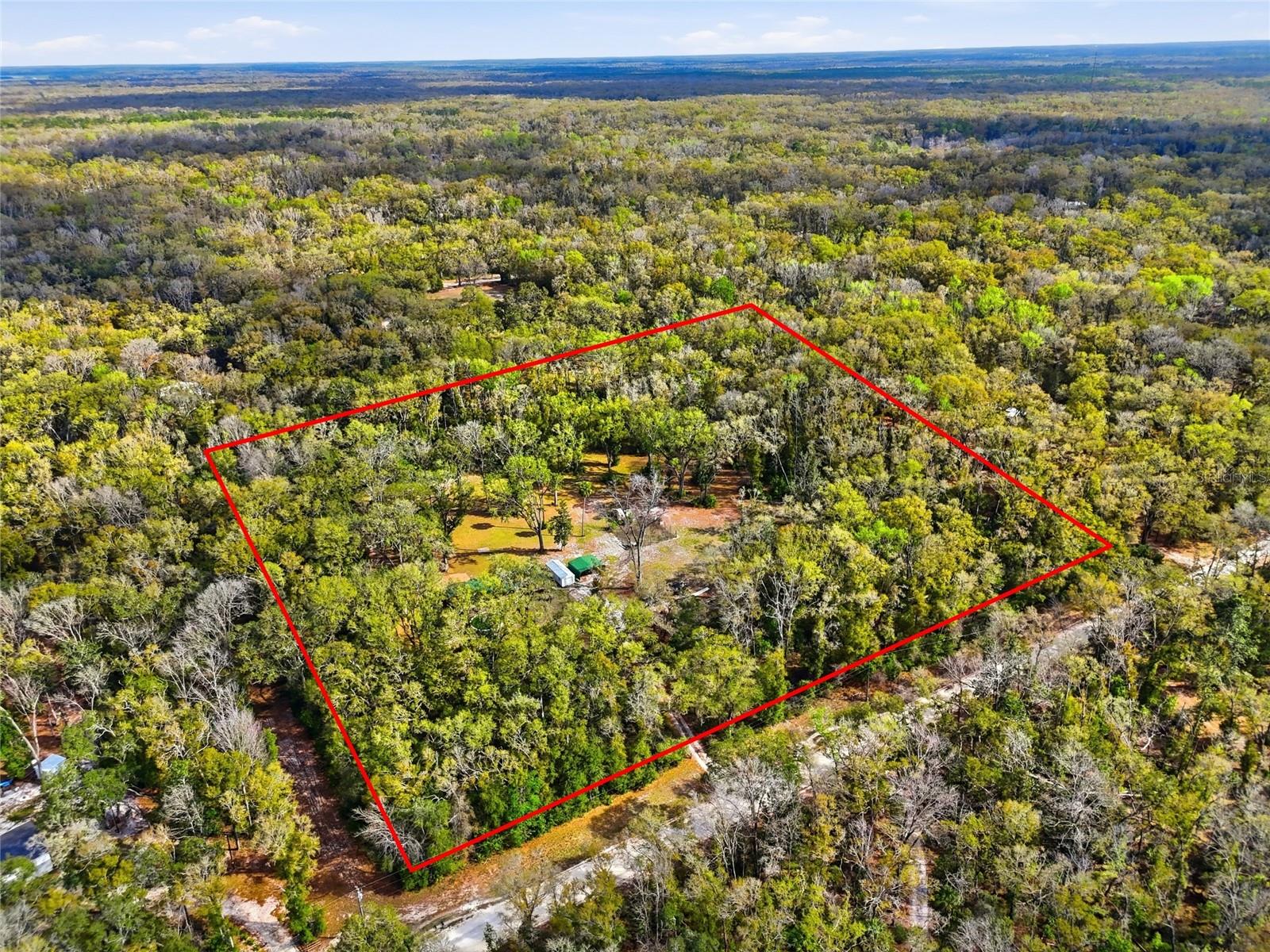 Homes for sale in Old Town, FL | 167 Ne 212th Ave, Old Town, FL 32680 | MLS# GC538363