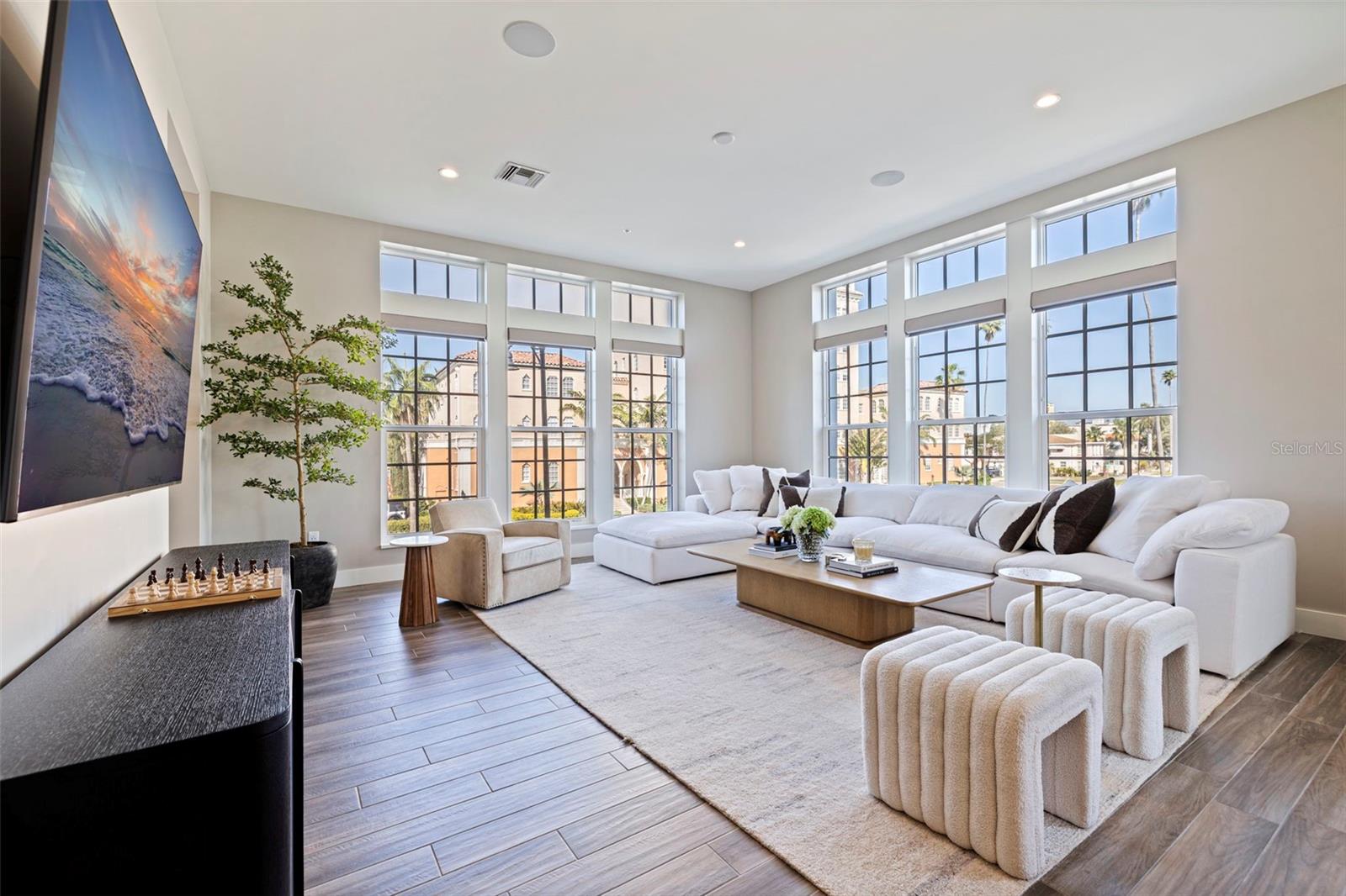 2nd image of 91 Davis Blvd #201, Tampa, FL 33606 | MLS# TB8485996