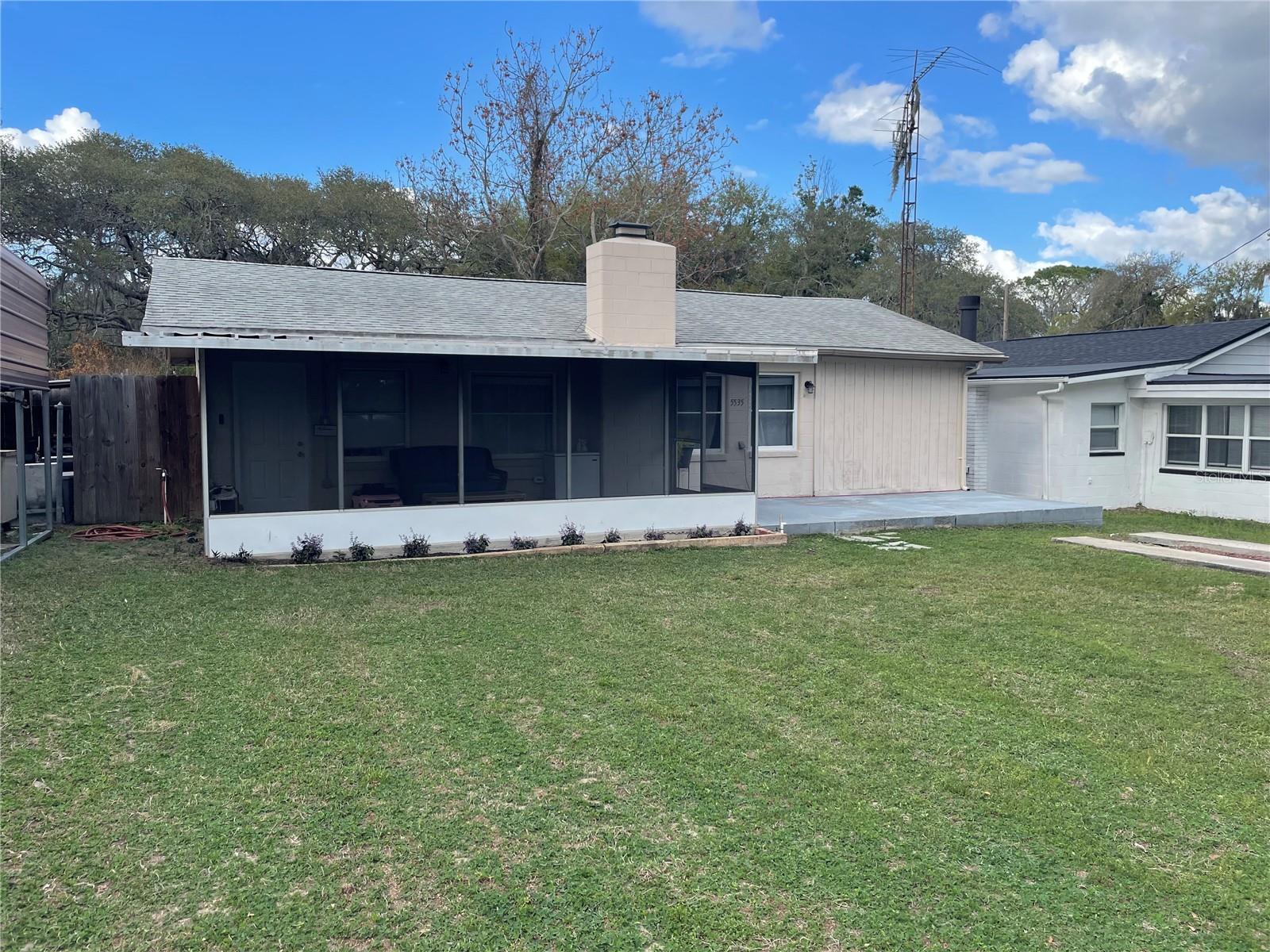 Homes for sale in Lady Lake, FL | 5535 Bertsville Rd, Lady Lake, FL 32159 | MLS# G5109519