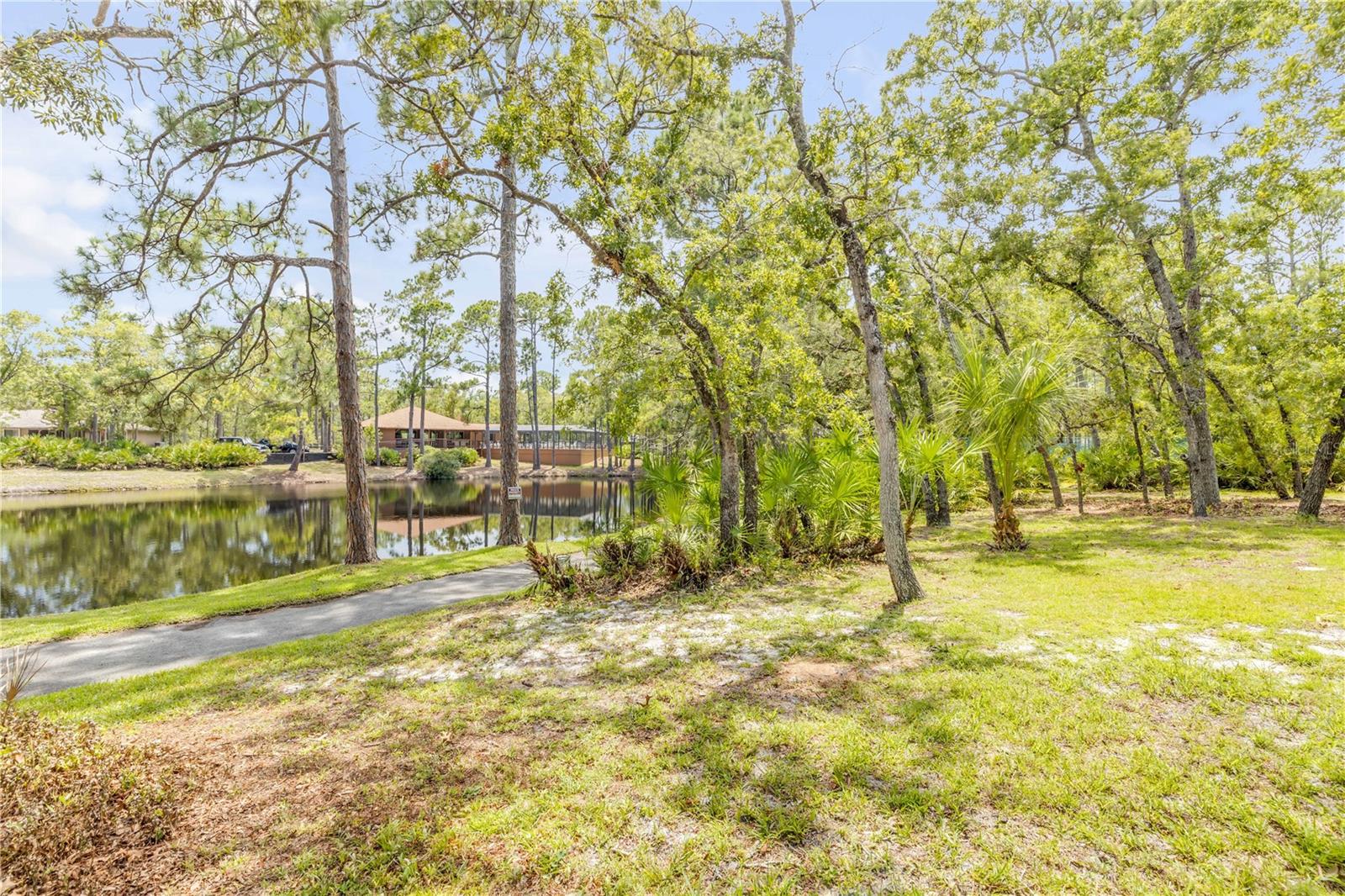 43rd image of 49 Crooked Pine Rd, Port Orange, FL 32128 | MLS# V4947910