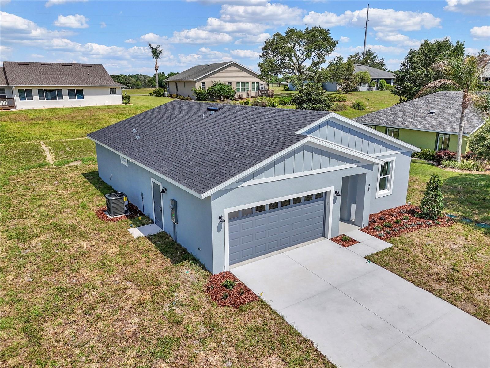 2nd image of 78 Fairway Cir, Umatilla, FL 32784 | MLS# O6390701