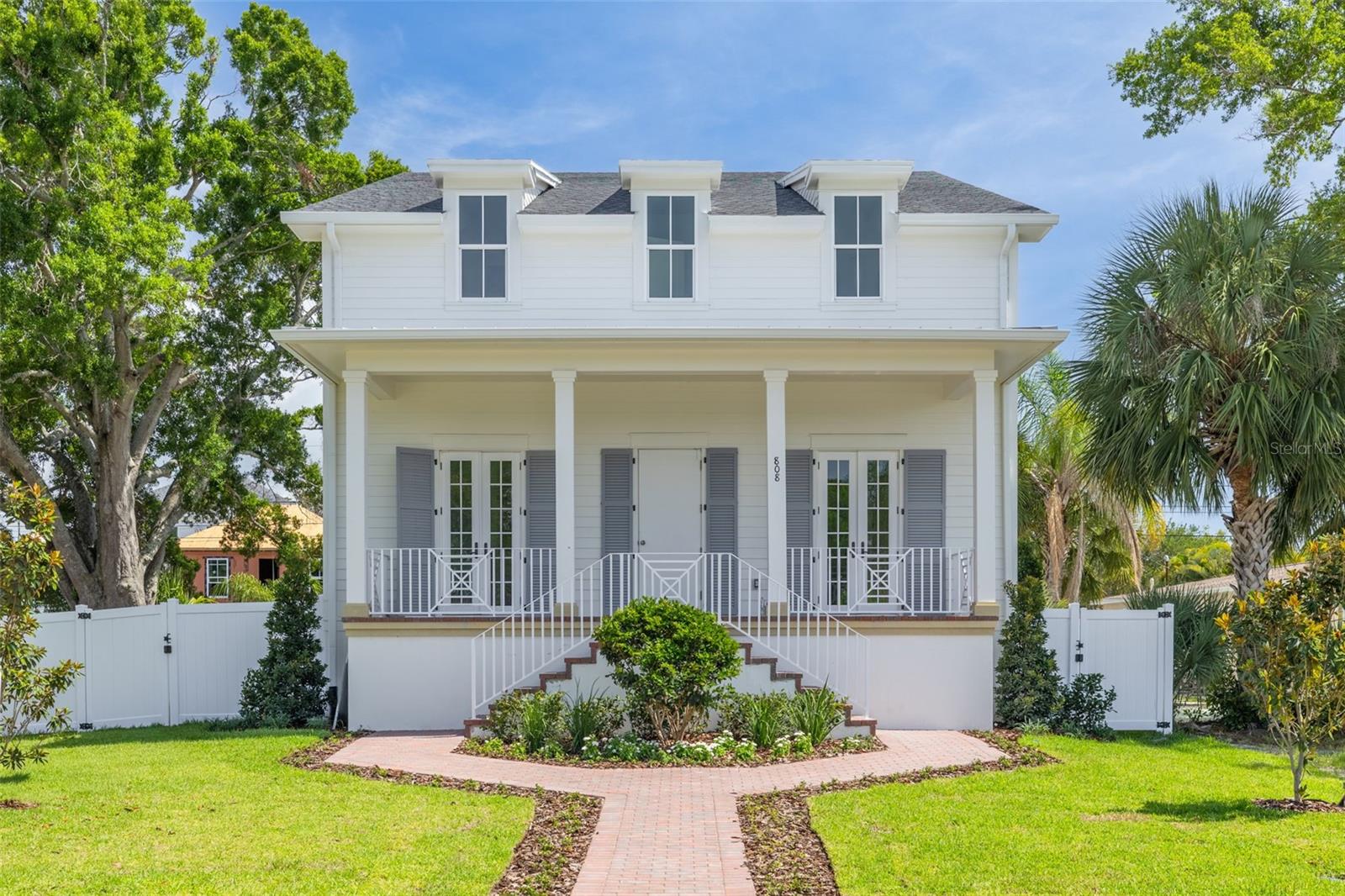 Homes for sale in St Petersburg, FL | 808 39th Ave Ne, St Petersburg, FL 33703 | MLS# TB8487519