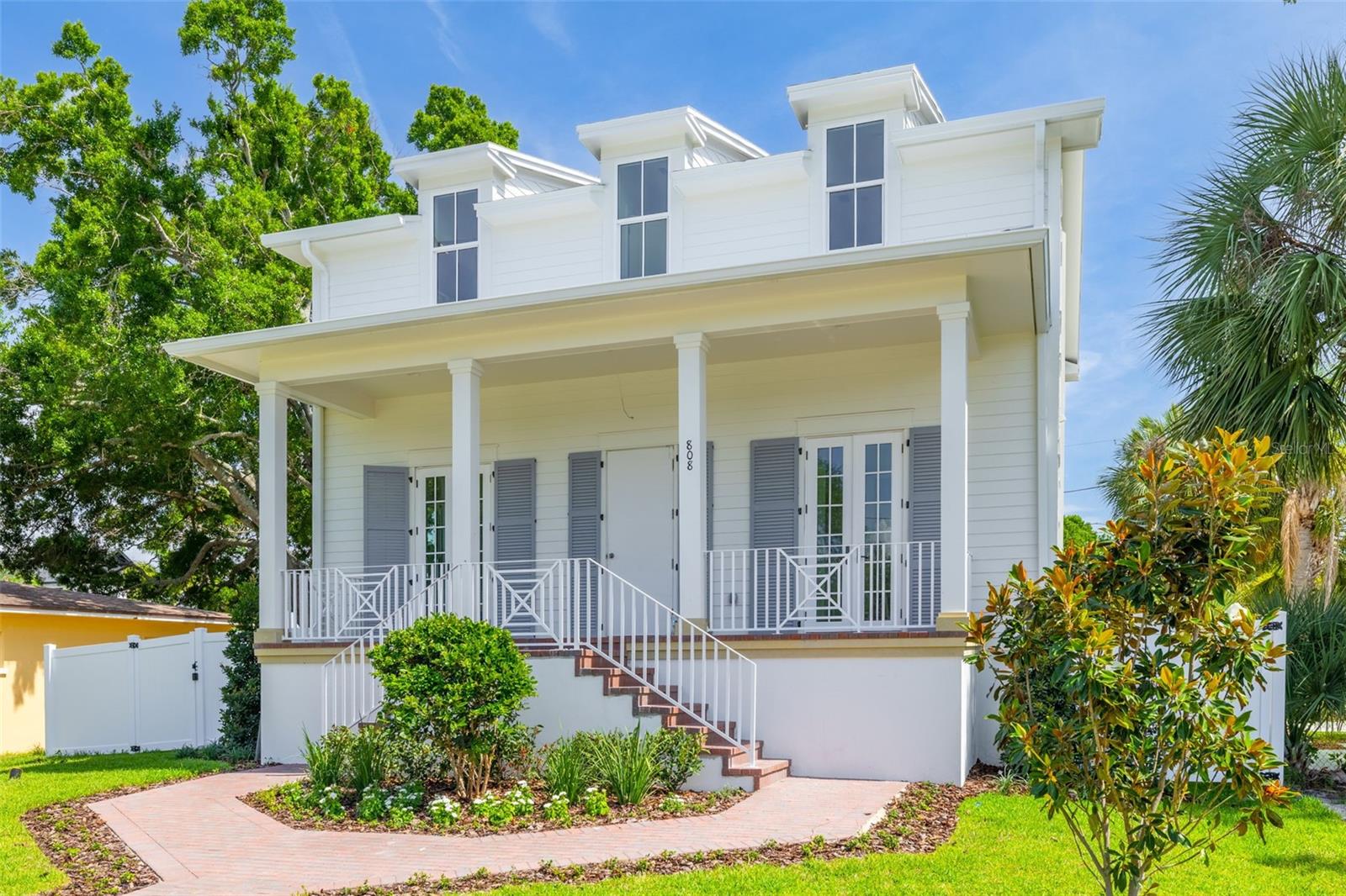 Homes for sale in St Petersburg, FL | 808 39Th Ave Ne, St Petersburg, FL 33703 | MLS# TB8487519