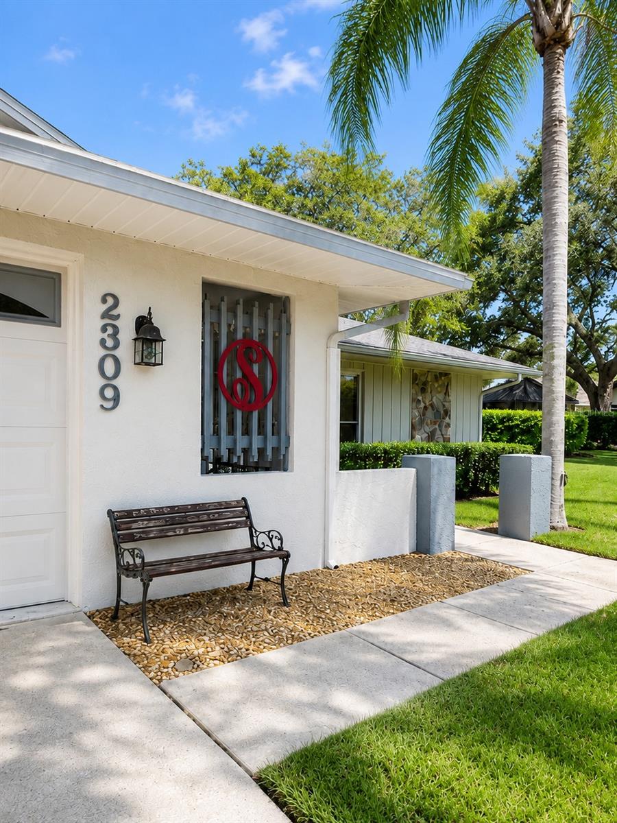 3rd image of 2309 Woodbend Cir, New Port Richey, FL 34655 | MLS# TB8487966