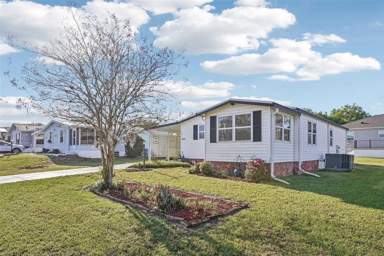 Homes for sale in Lady Lake, FL | 510 Bonita Dr, Lady Lake, FL 32159 | MLS# G5109822