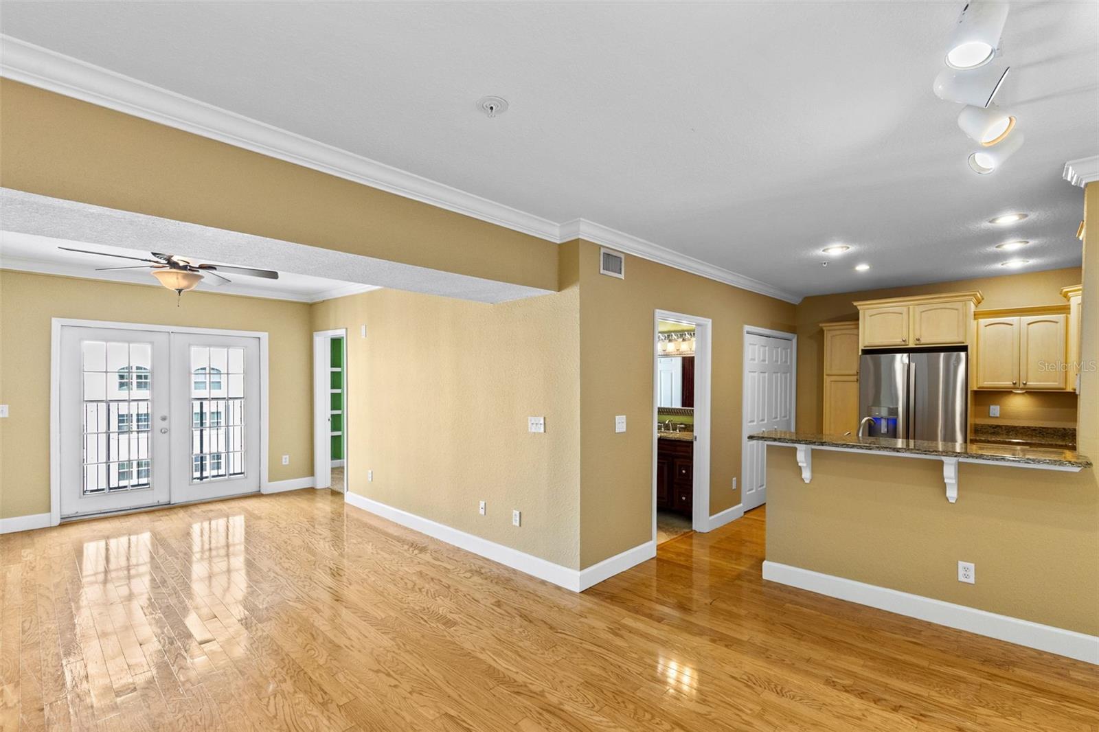 5th image of 204 E S St, Orlando, FL 32801