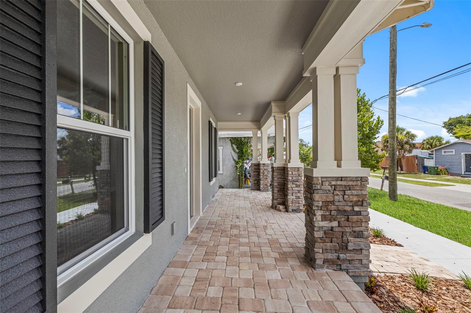 3rd image of 1526 W Arch St, Tampa, FL 33607 | MLS# TB8490617
