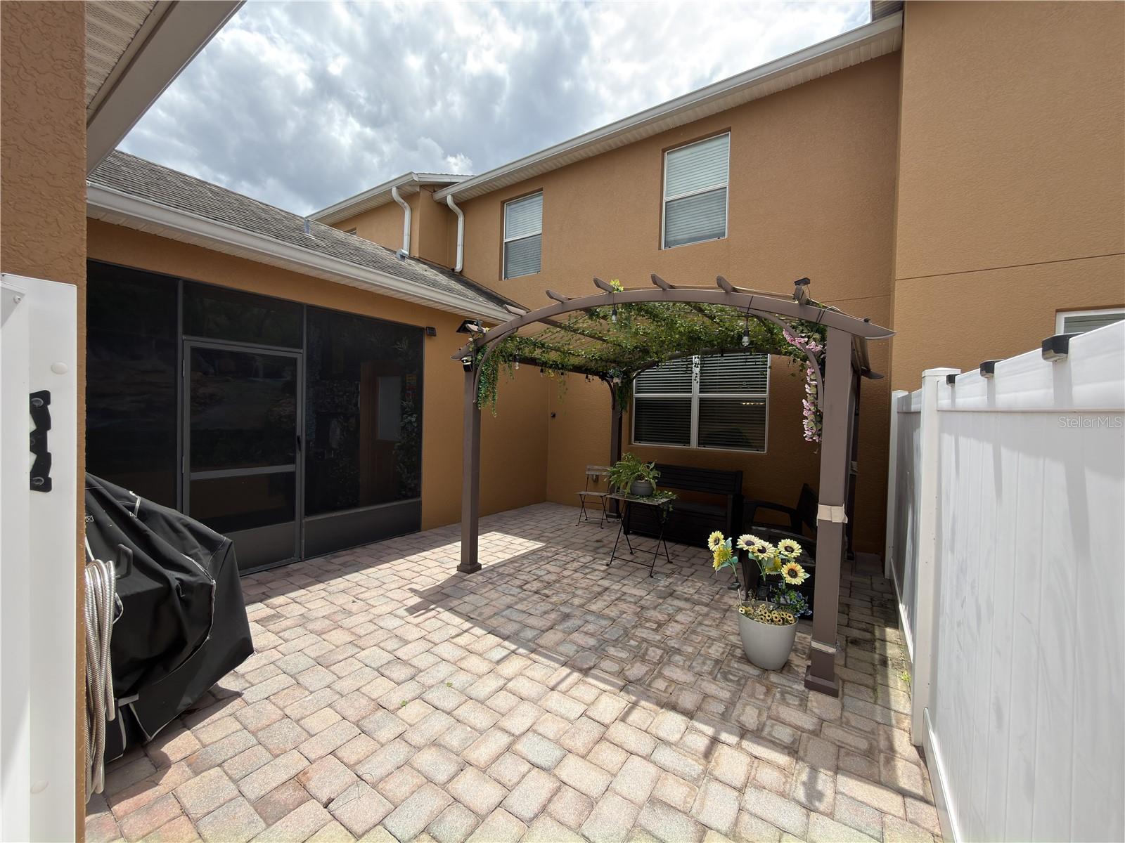 Photo 5 of Townhouse for sale at 5413 New Independence Pkwy, Winter Garden, FL 34787 | MLS# S5146601 | Listing updated on 2026-04-24
