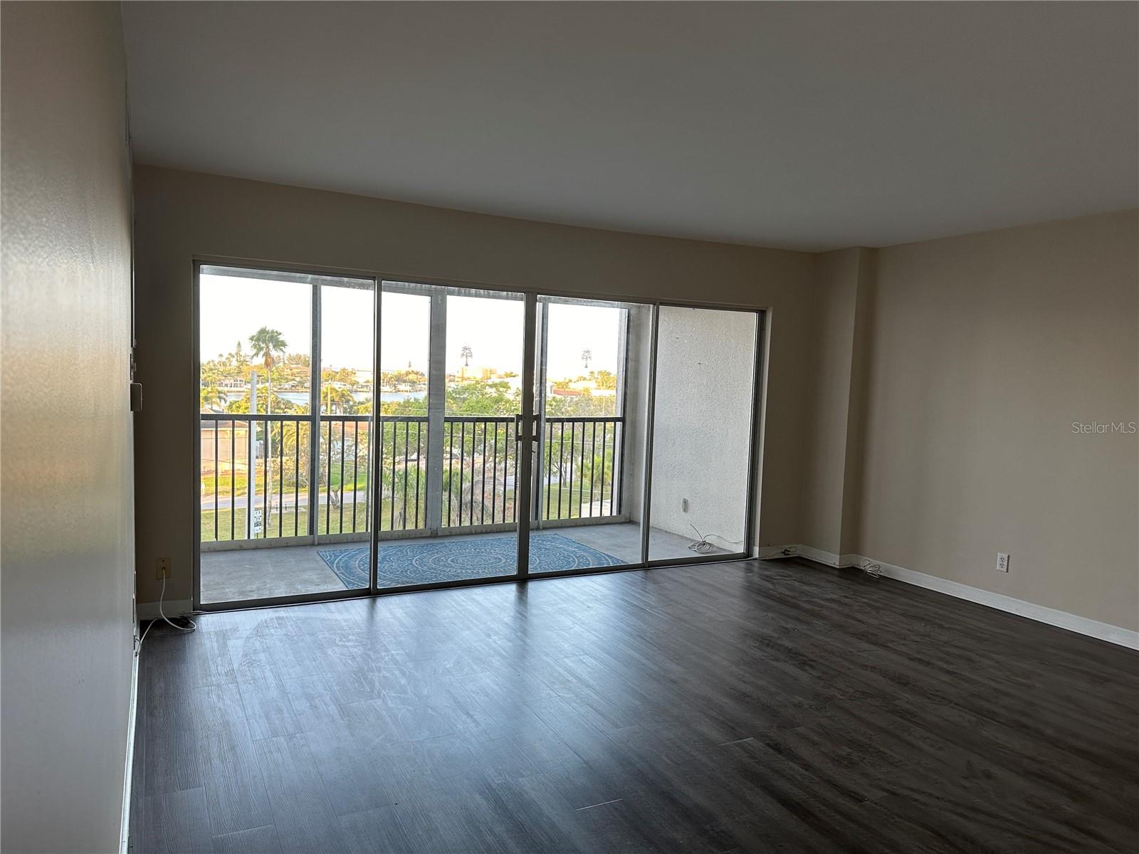 3rd image of 10355 Paradise Blvd #414, Treasure Island, FL 33706 | MLS# TB8491853