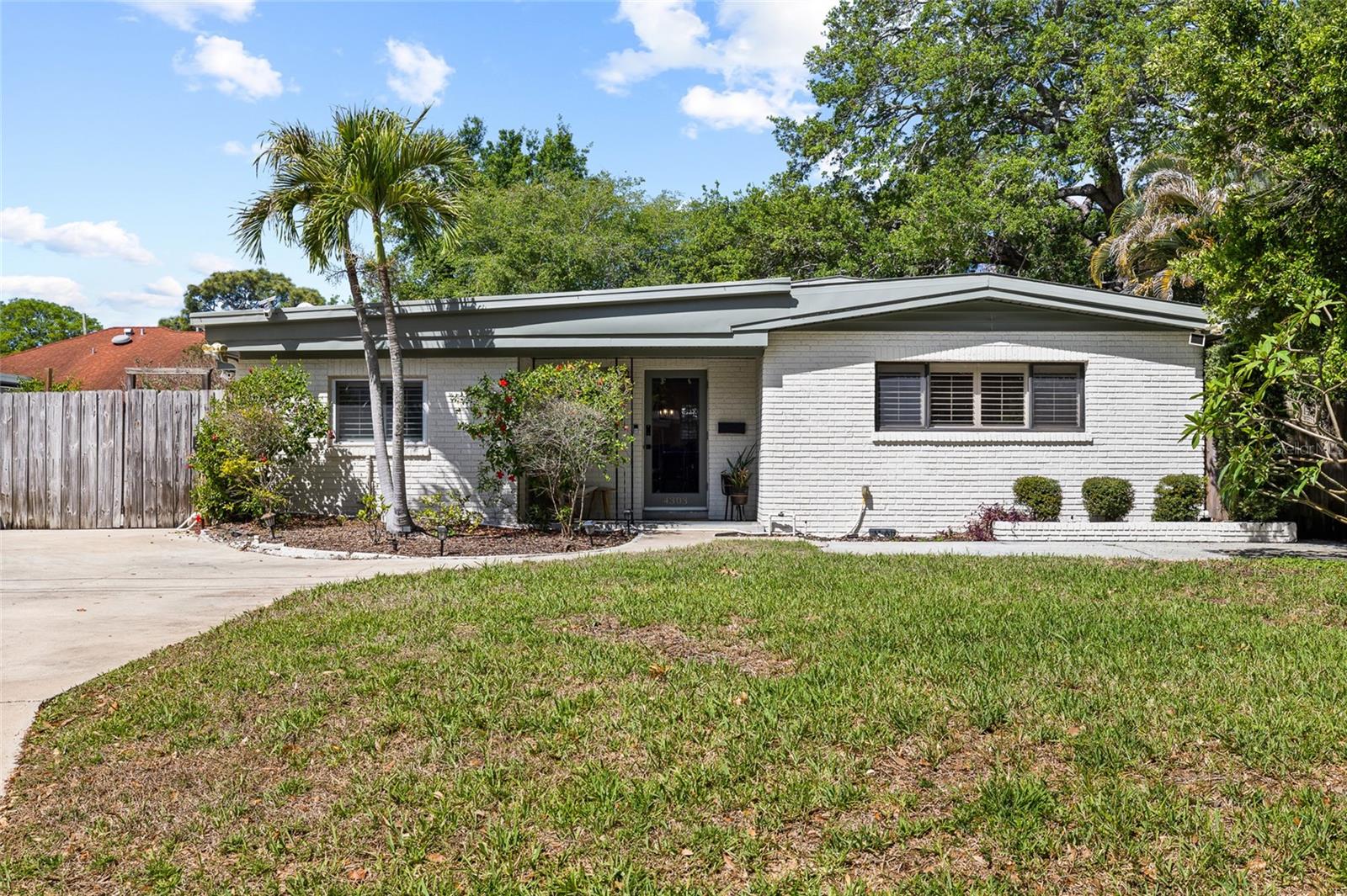 2nd image of 4303 S Cameron Ave, Tampa, FL 33611 | MLS# TB8493005