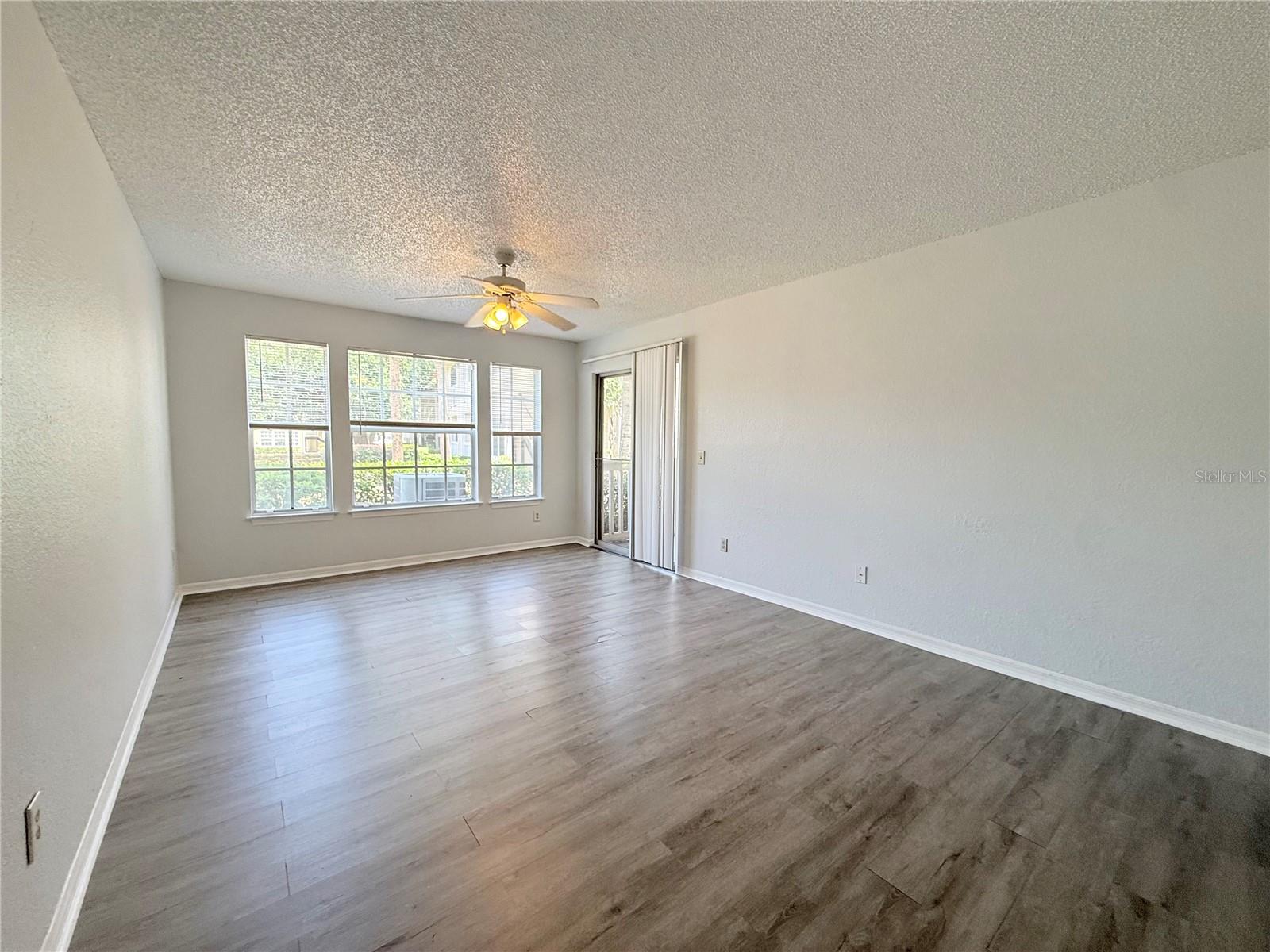 Homes for sale in Orlando, FL | 1025 S Hiawassee Rd, Orlando, FL 32835