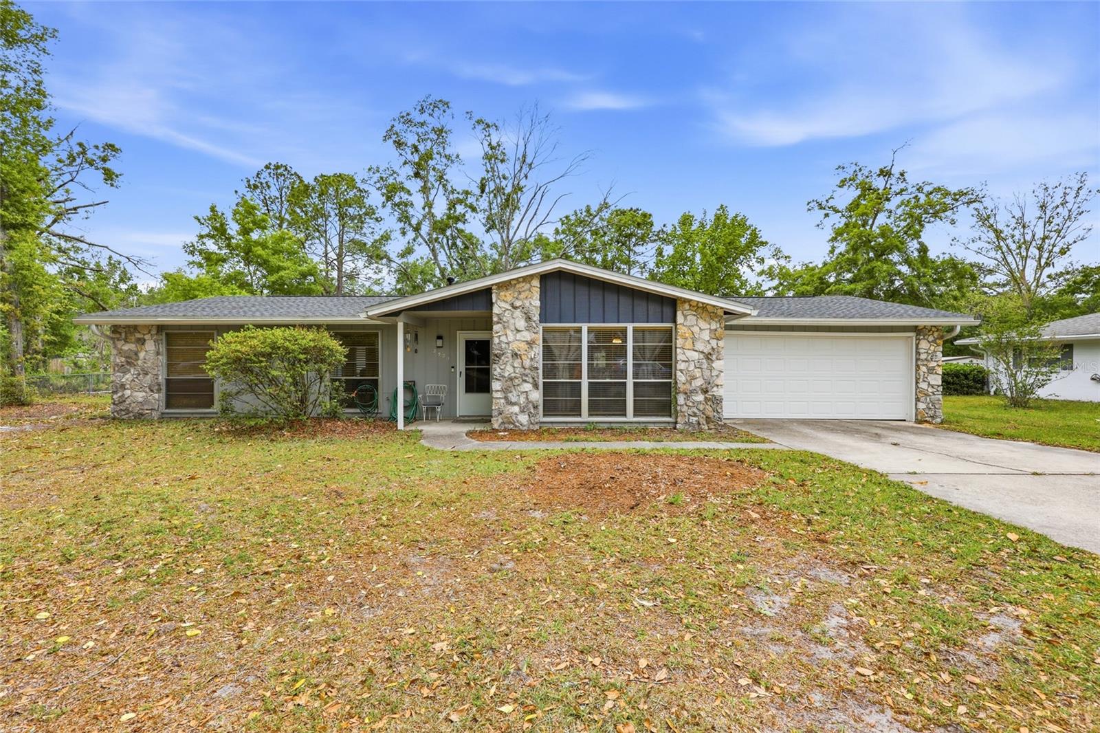 Homes for sale in Gainesville, FL | 2921 Nw 54th Ave, Gainesville, FL 32653 | MLS# GC539143