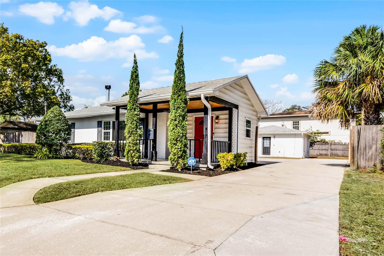 1st image of 1911 Canton St, Orlando, FL 32803 | MLS# O6396373