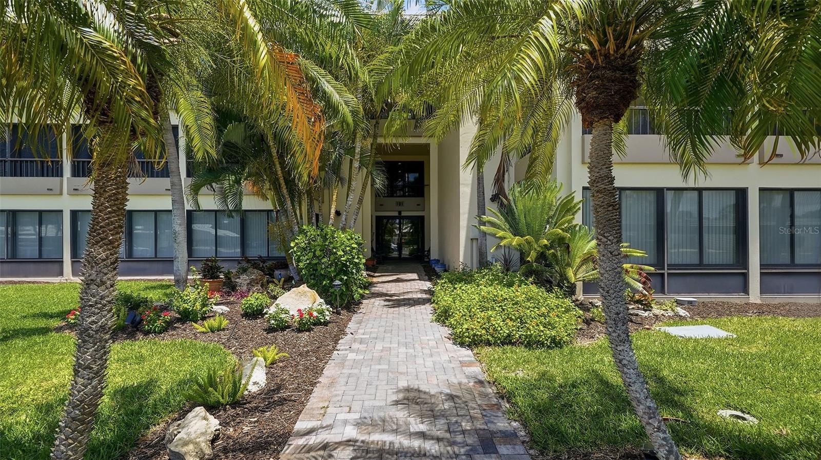 Homes for sale in Sarasota, FL | 101 Whispering Sands Dr #301, Sarasota, FL 34242 | MLS# A4688898
