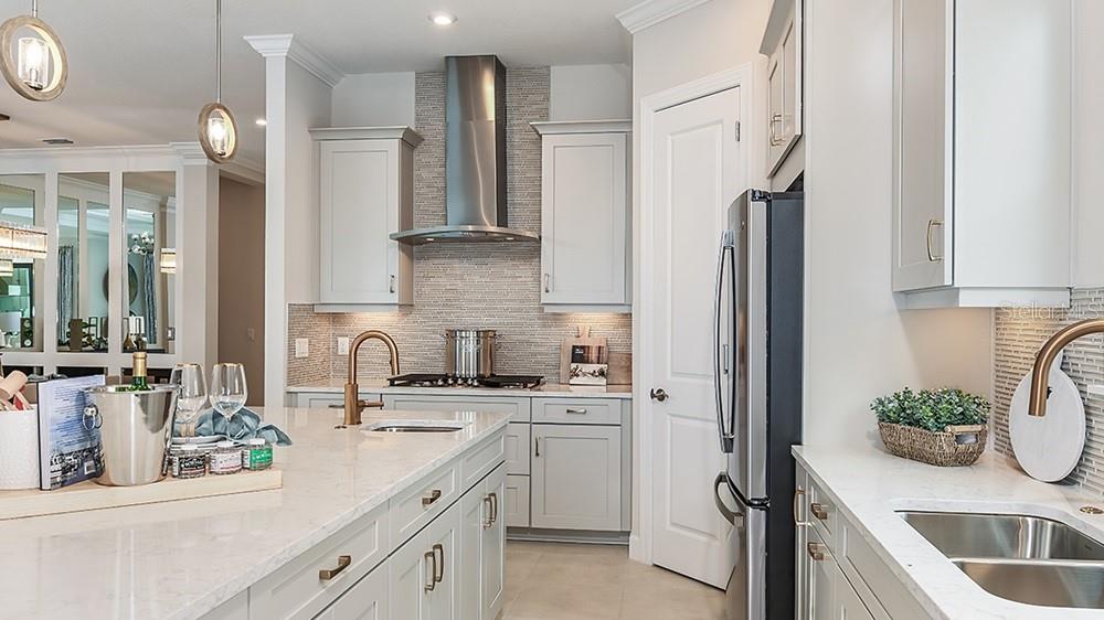 4th image of 3216 Vicenza Ct, Bradenton, FL 34211 | MLS# A4689012