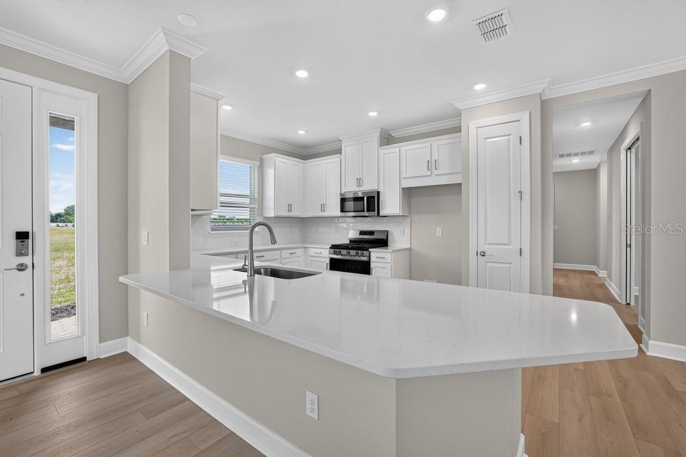 4th image of 3316 Porto Ln, Bradenton, FL 34211 | MLS# A4689427