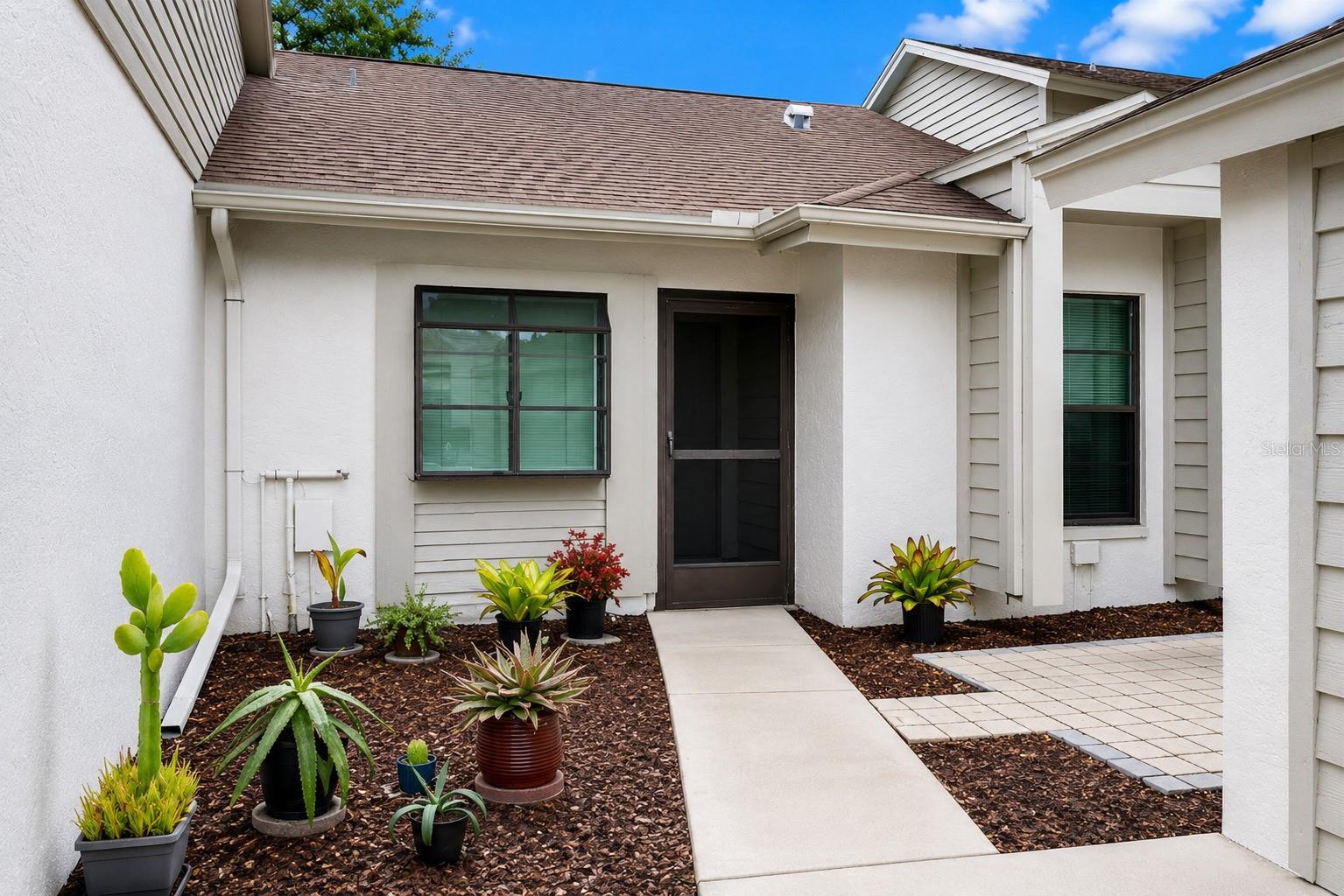 3rd image of 11736 Rolling Pine Ln, Port Richey, FL 34668 | MLS# TB8495959