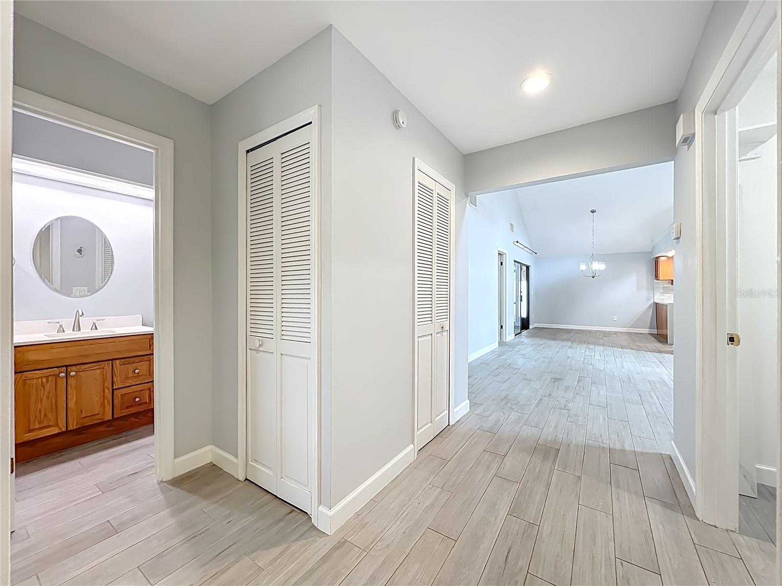 5th image of 2966 Golden View Ln, Orlando, FL 32812 | MLS# O6397919