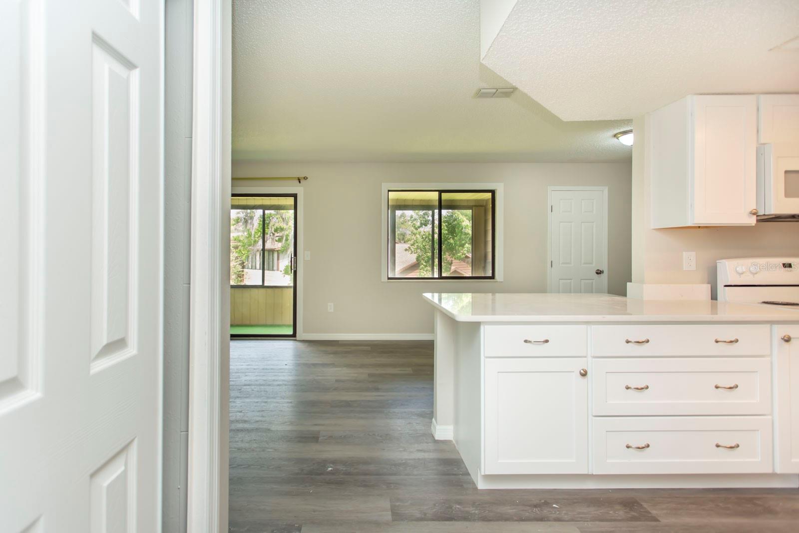 3rd image of 513 Fairways Cir, OCALA, FL 34472