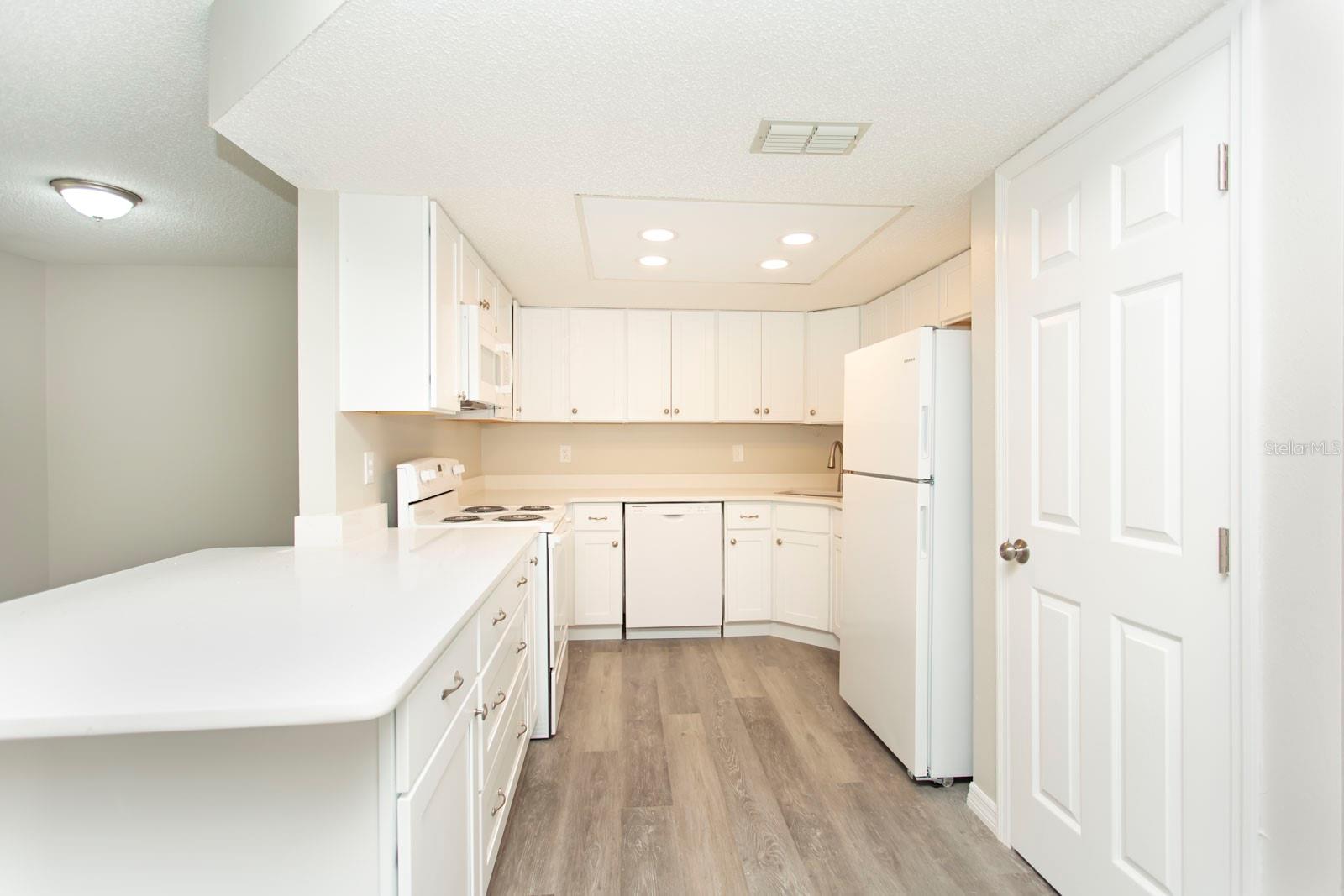 5th image of 513 Fairways Cir, OCALA, FL 34472