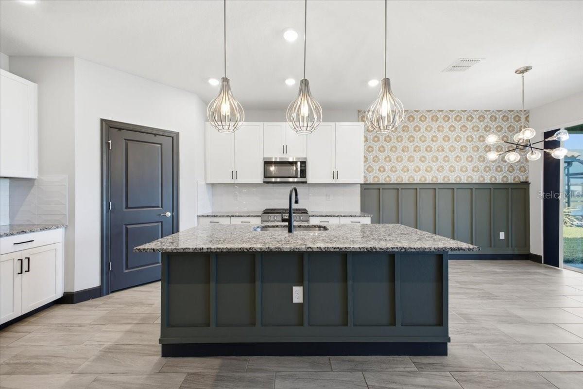 5th image of 3324 Big Sky Wy, Bradenton, FL 34211 | MLS# A4689621
