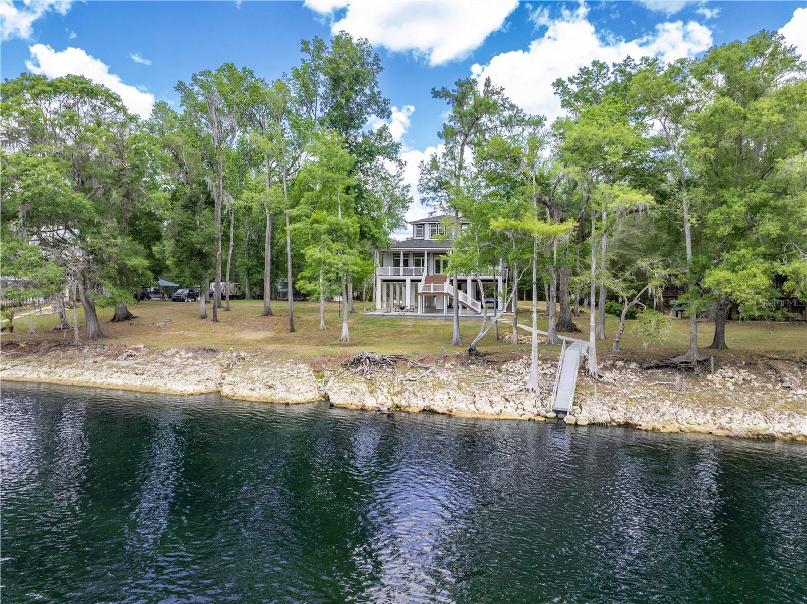 Homes for sale in Branford, FL | 12890 Ne 21st Ter, Branford, FL 32008 | MLS# GC539437