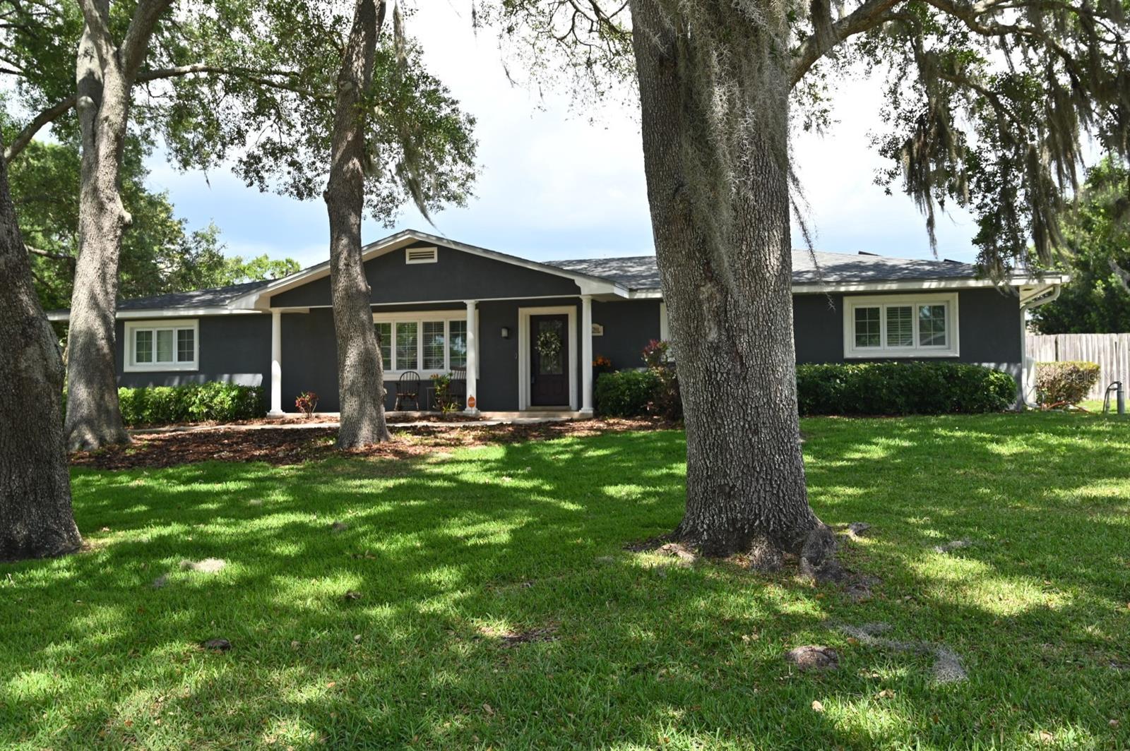 2nd image of 1311 Estatewood Dr, Brandon, FL 33510 | MLS# TB8498175