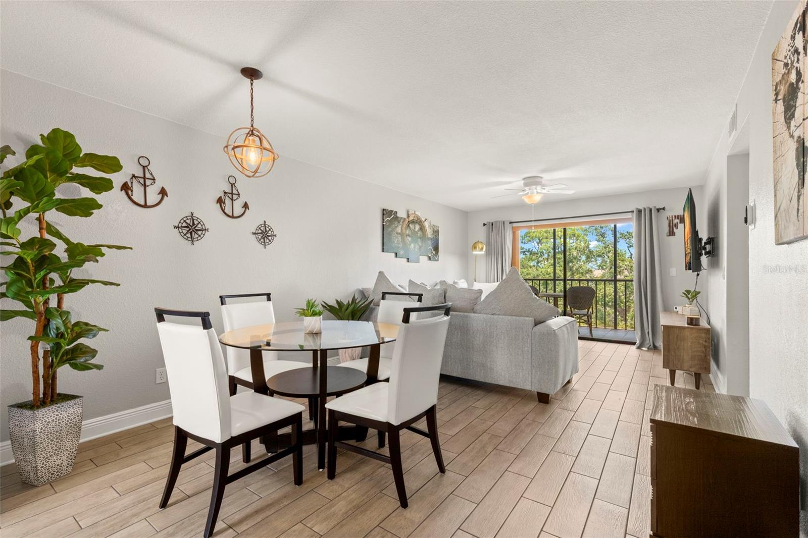 4th image of 5817 Park St N #406, Saint Petersburg, FL 33709 | MLS# TB8498221