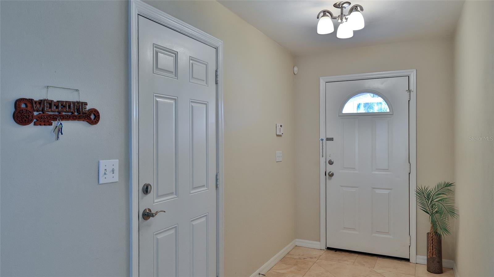 3rd image of 6171 Sabal Point Cir, Port Orange, FL 32128 | MLS# V4948554