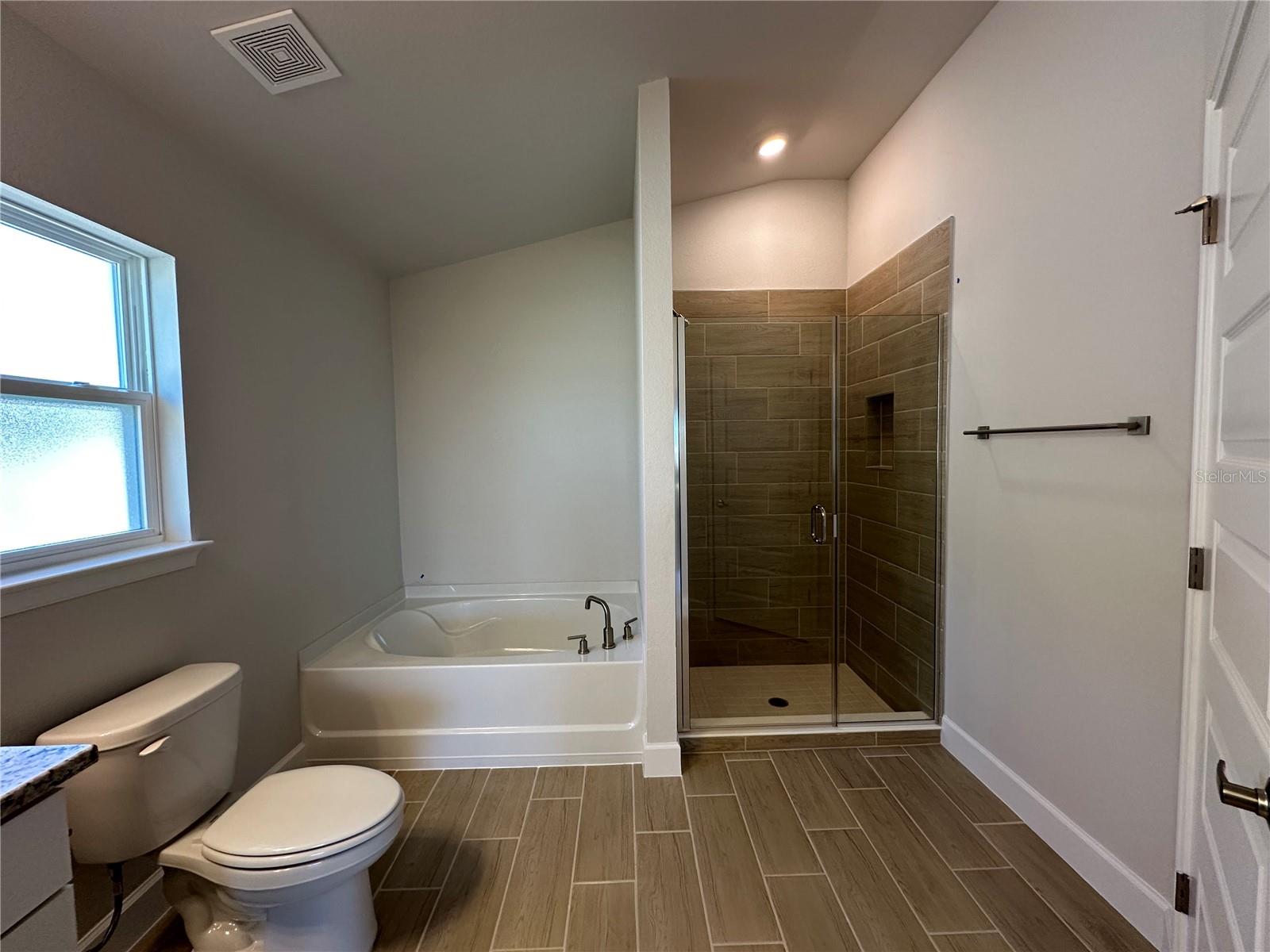 24th image of 12535 Ne 48th Ter, Oxford, FL 34484 | MLS# OM723222