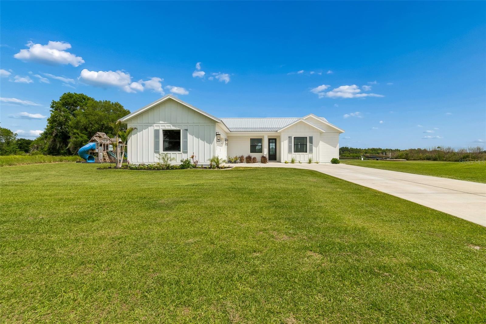 Homes for sale in Fort Meade, FL | 1980 Old Brewster Rd, Fort Meade, FL 33841 | MLS# TB8500358