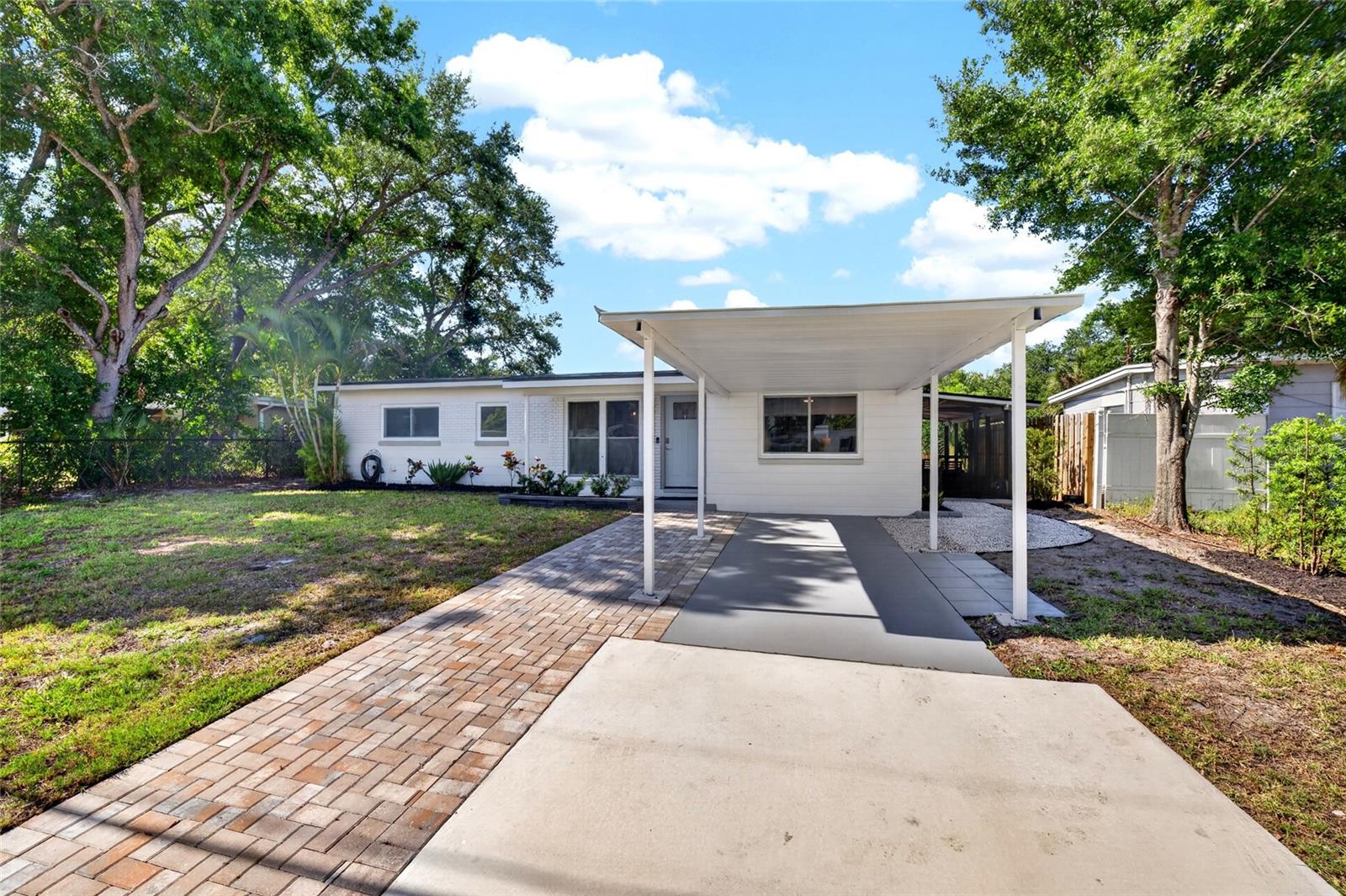 4th image of 2922 W Averill Ave, Tampa, FL 33611 | MLS# TB8500962