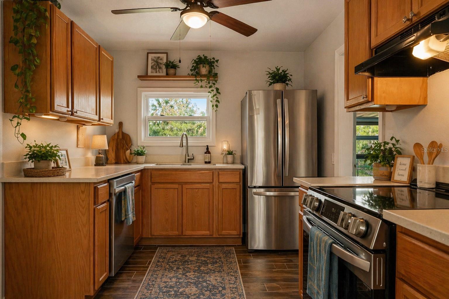 4th image of 10928 W Fort Island Trl, Crystal River, FL 34429 | MLS# W7885131