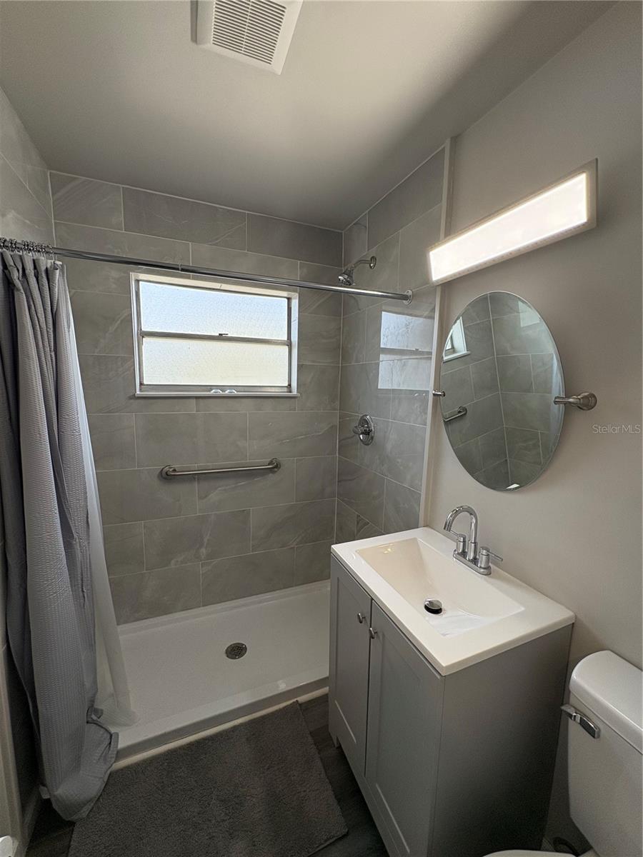 Homes for sale in Gainesville, FL | 1601 Se 12th Pl, Gainesville, FL 32641 | MLS# GC539750
