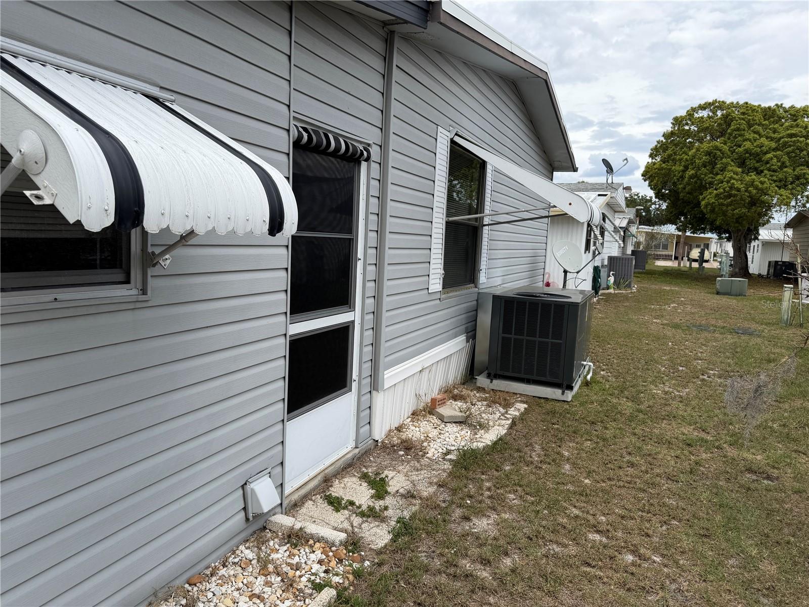 3rd image of 4038 Rolling Oaks Dr, Winter Haven, FL 33880 | MLS# B4902243