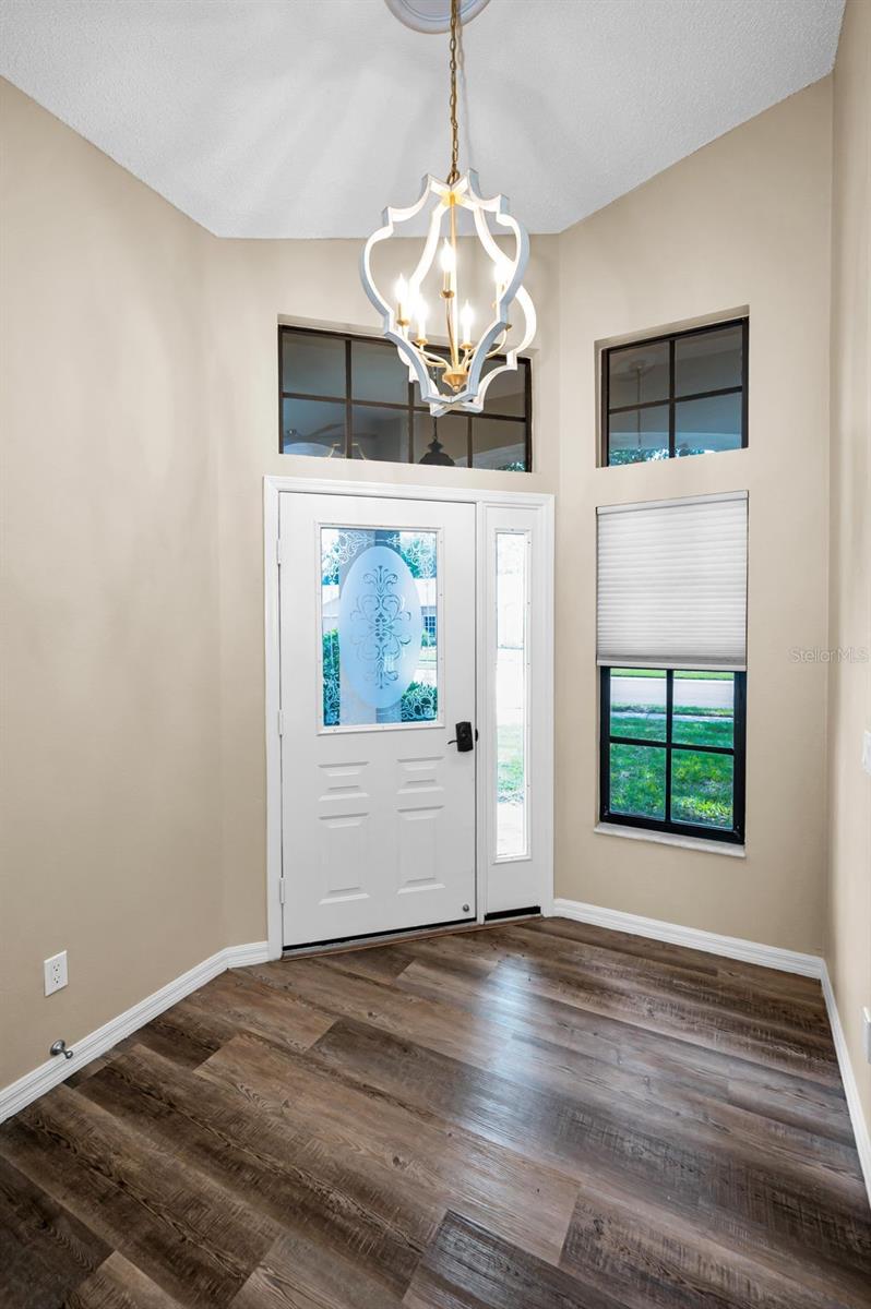 Photo 5 of Single family home for sale at 9307 Palm Hvn Ct, New Port Richey, FL 34655 | MLS# W7885137 | Listing updated on 2026-04-30