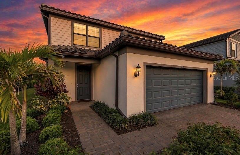 3rd image of 6111 Bluestar Ct, Bradenton, FL 34211 | MLS# A4691201