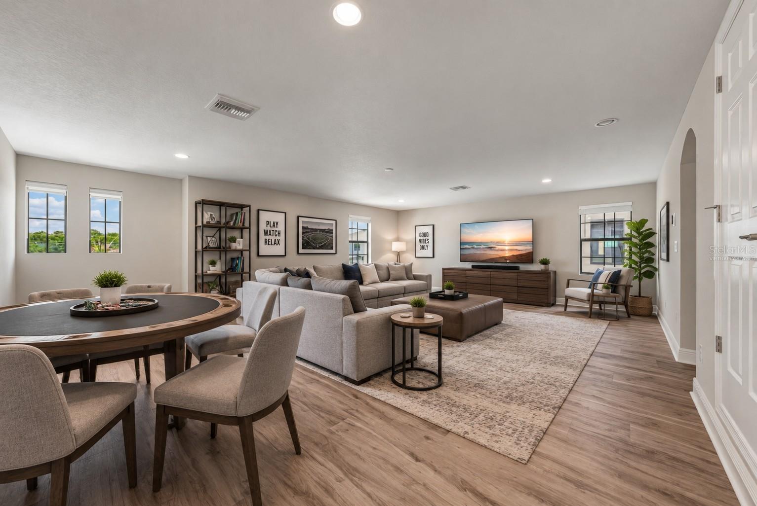 5th image of 14633 Red Castle Ave, Lithia, FL 33547 | MLS# TB8501977