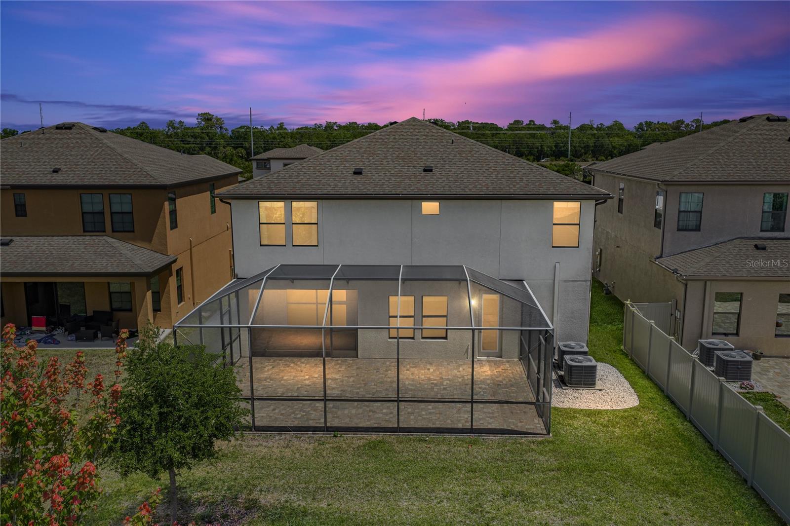 2nd image of 14633 Red Castle Ave, Lithia, FL 33547 | MLS# TB8501977