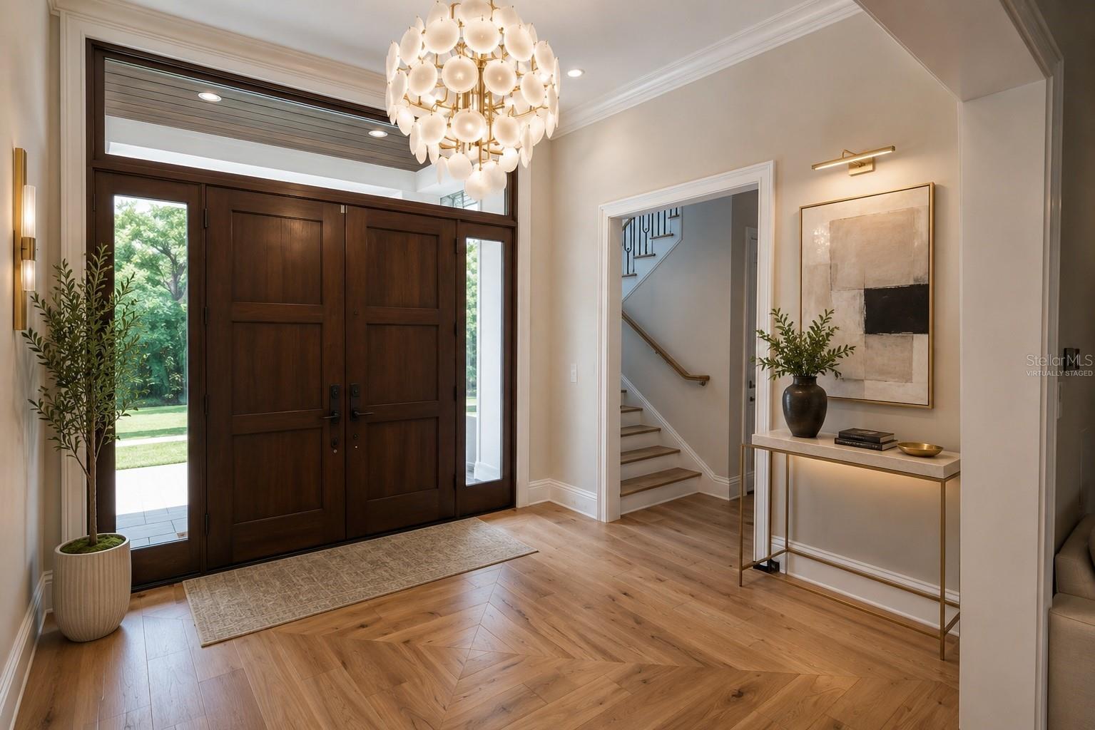 2nd image of 4402 W Beach Park Dr, Tampa, FL 33609 | MLS# TB8502326