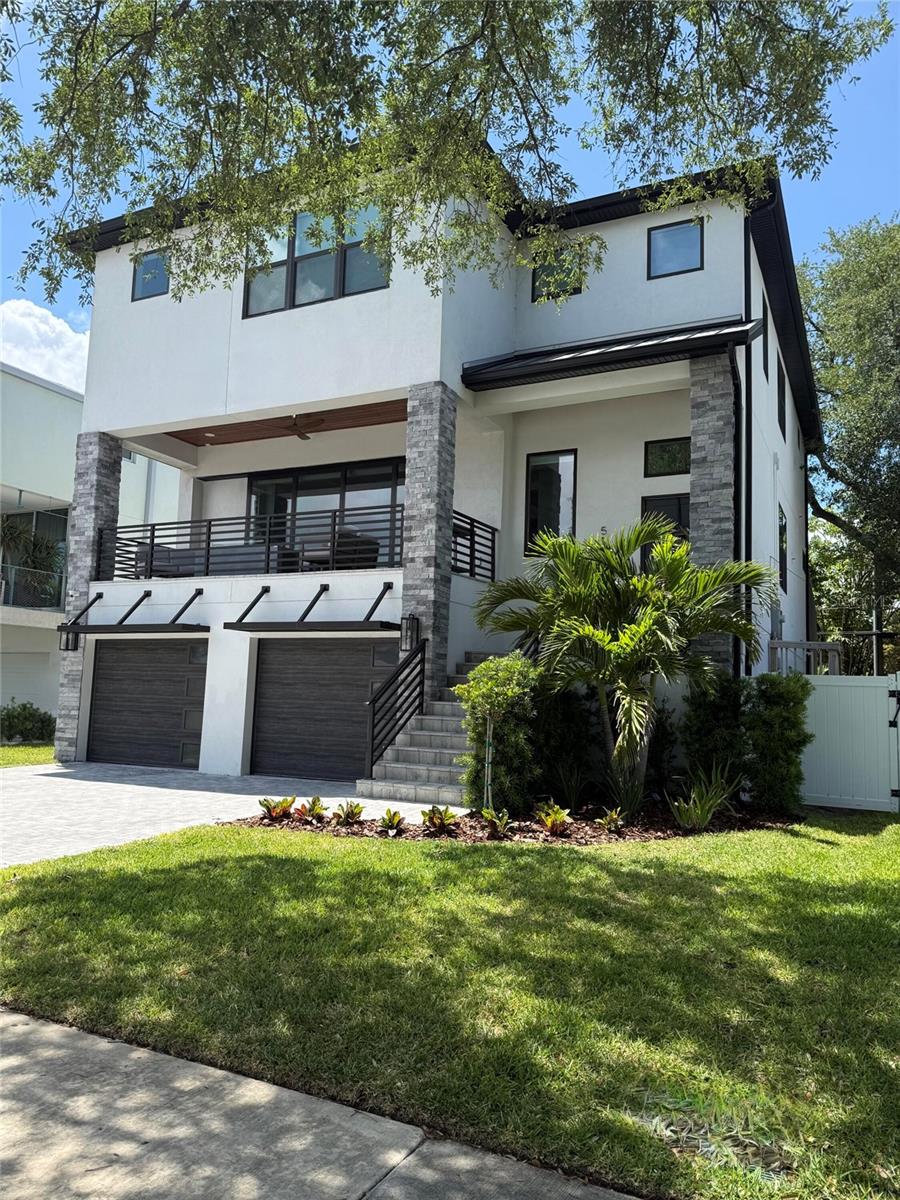 Homes for sale in Tampa, FL | 510 Channel Dr, Tampa, FL 33606 | MLS# O6403078